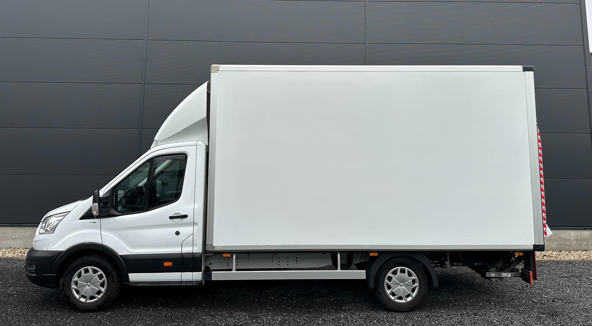 Ford Transit 350 2.0 TDCI L5H1 Trend Bakwagen Actie (2022), foto 3