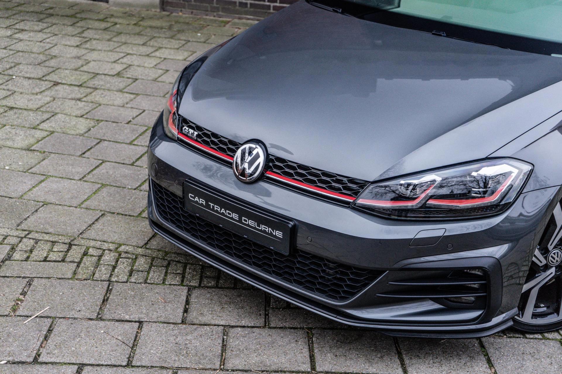 Volkswagen Golf 2.0 TSI GTI DCC (2017), foto 2