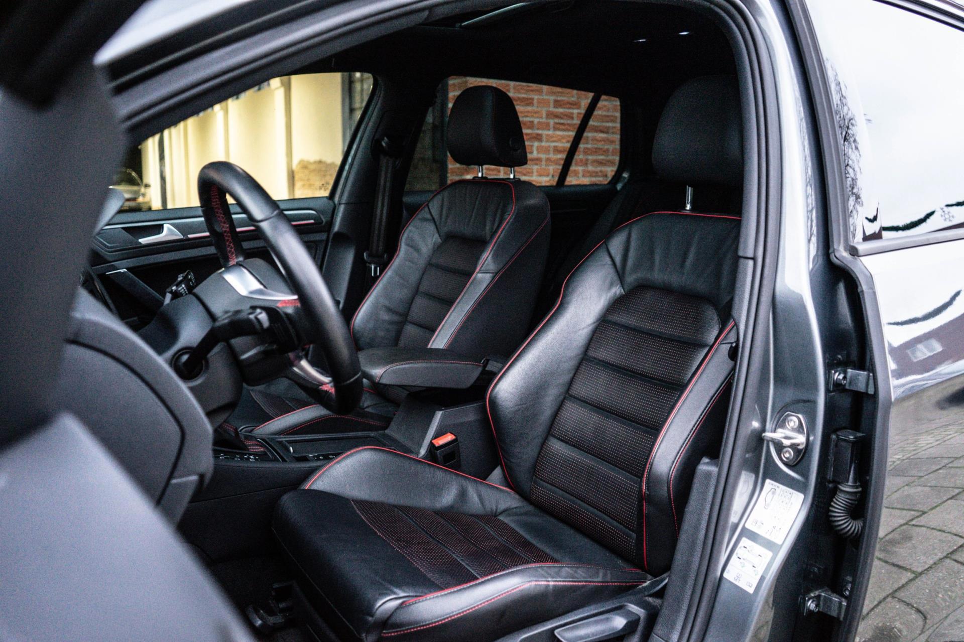 Volkswagen Golf 2.0 TSI GTI DCC (2017), foto 11