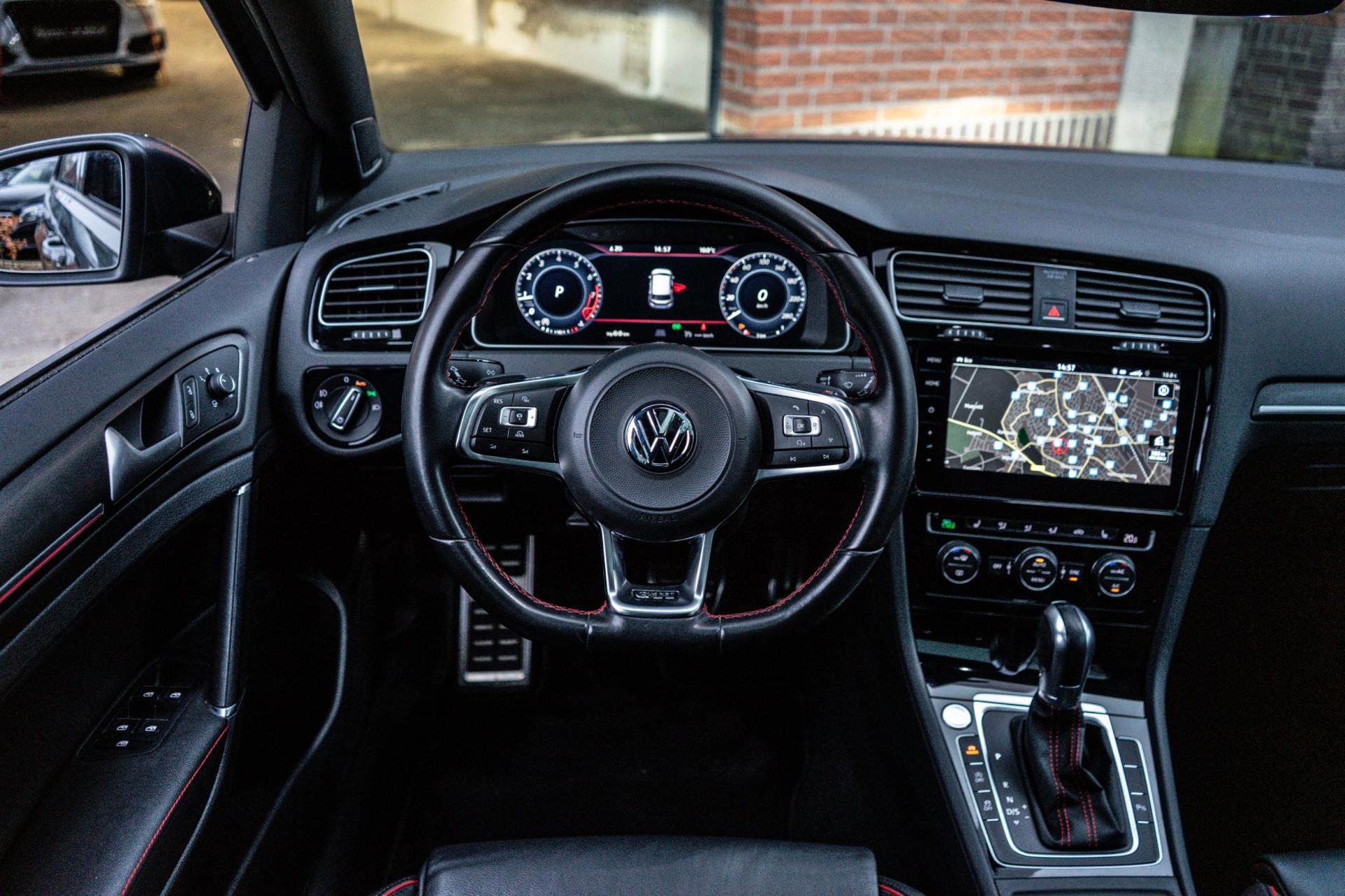 Volkswagen Golf 2.0 TSI GTI DCC (2017), foto 14