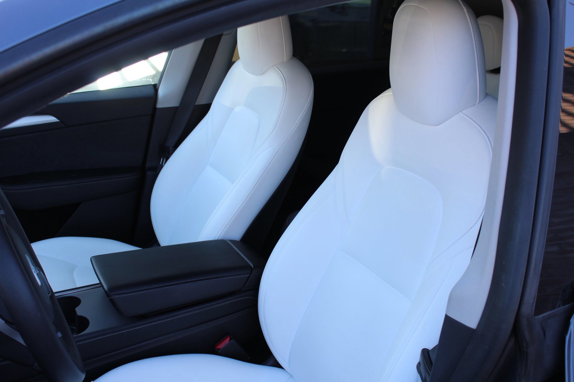 Tesla Model Y Long Range AWD 75 kWh (2021), foto 11