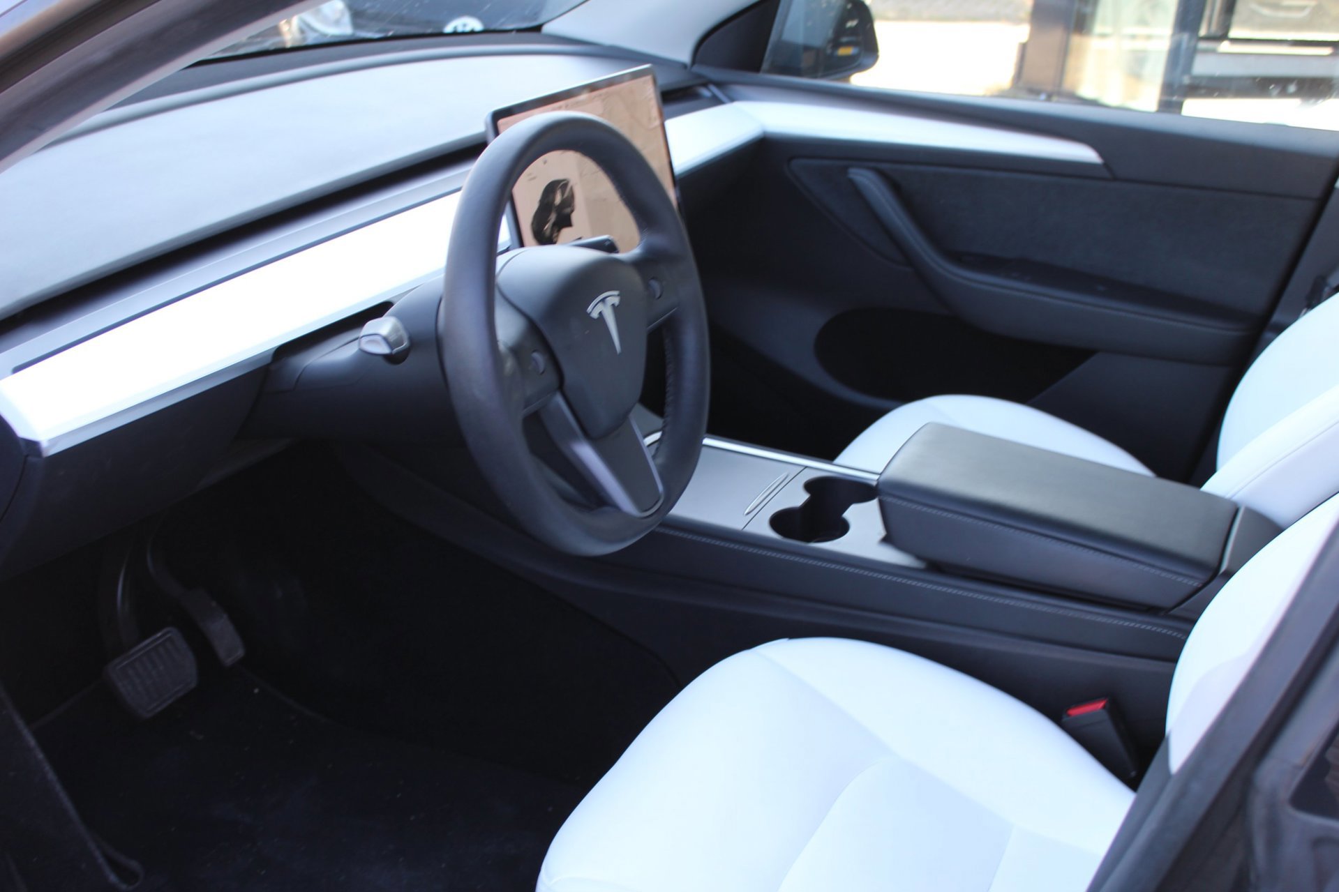 Tesla Model Y Long Range AWD 75 kWh (2021), foto 12