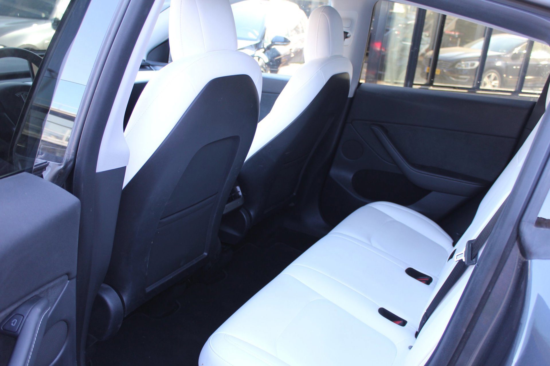 Tesla Model Y Long Range AWD 75 kWh (2021), foto 14