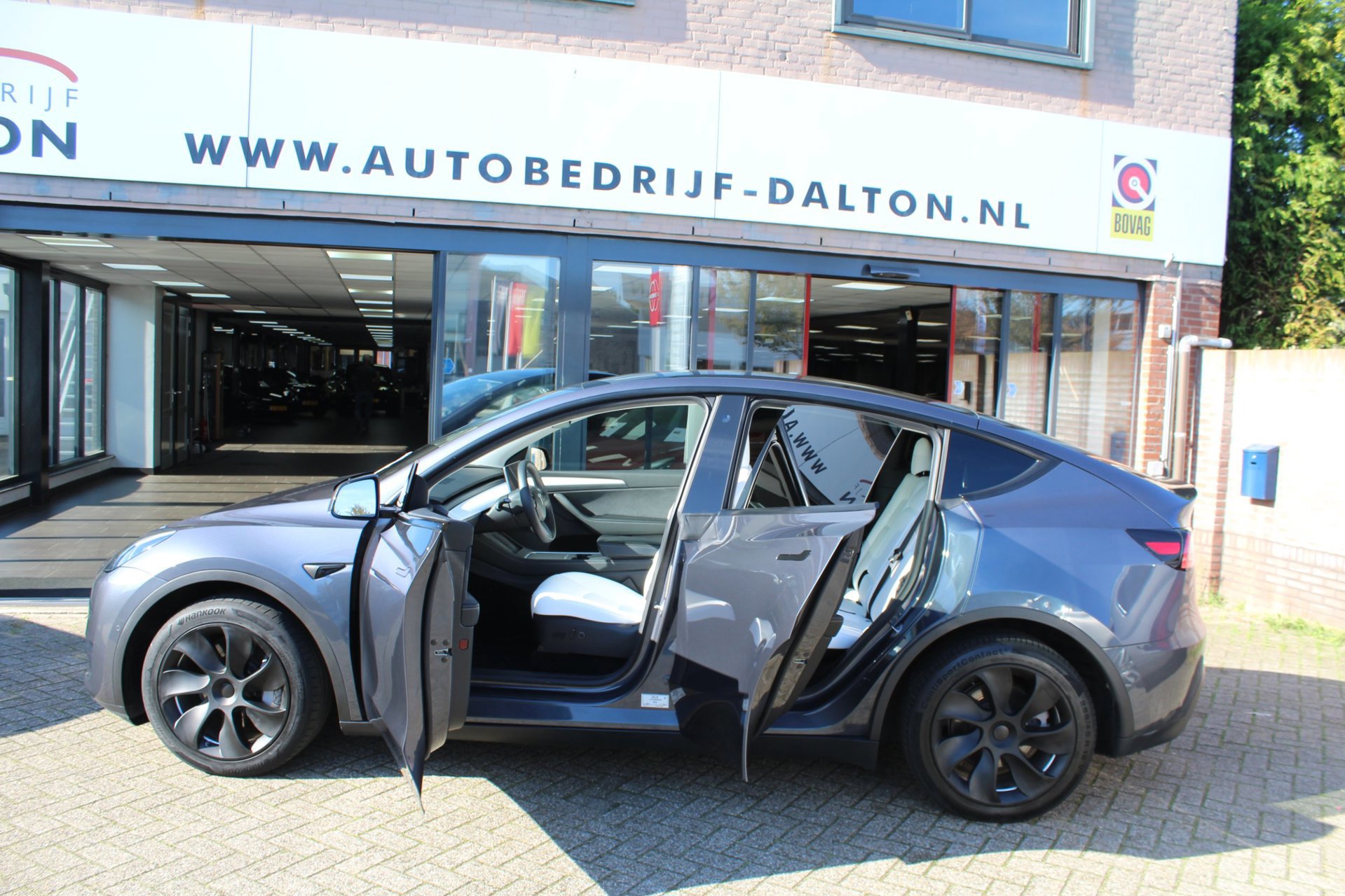 Tesla Model Y Long Range AWD 75 kWh (2021), foto 25