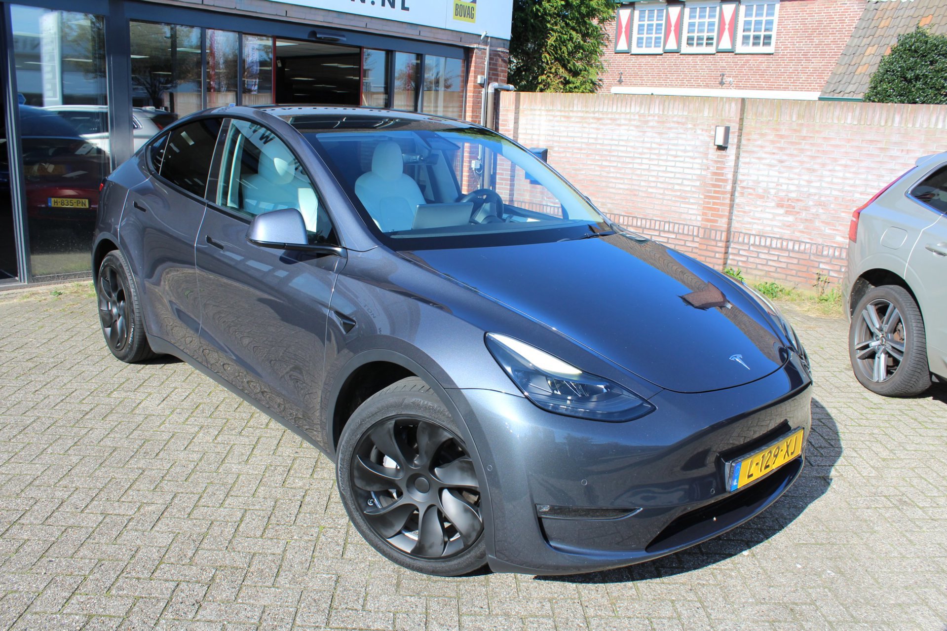 Tesla Model Y Long Range AWD 75 kWh (2021), foto 26