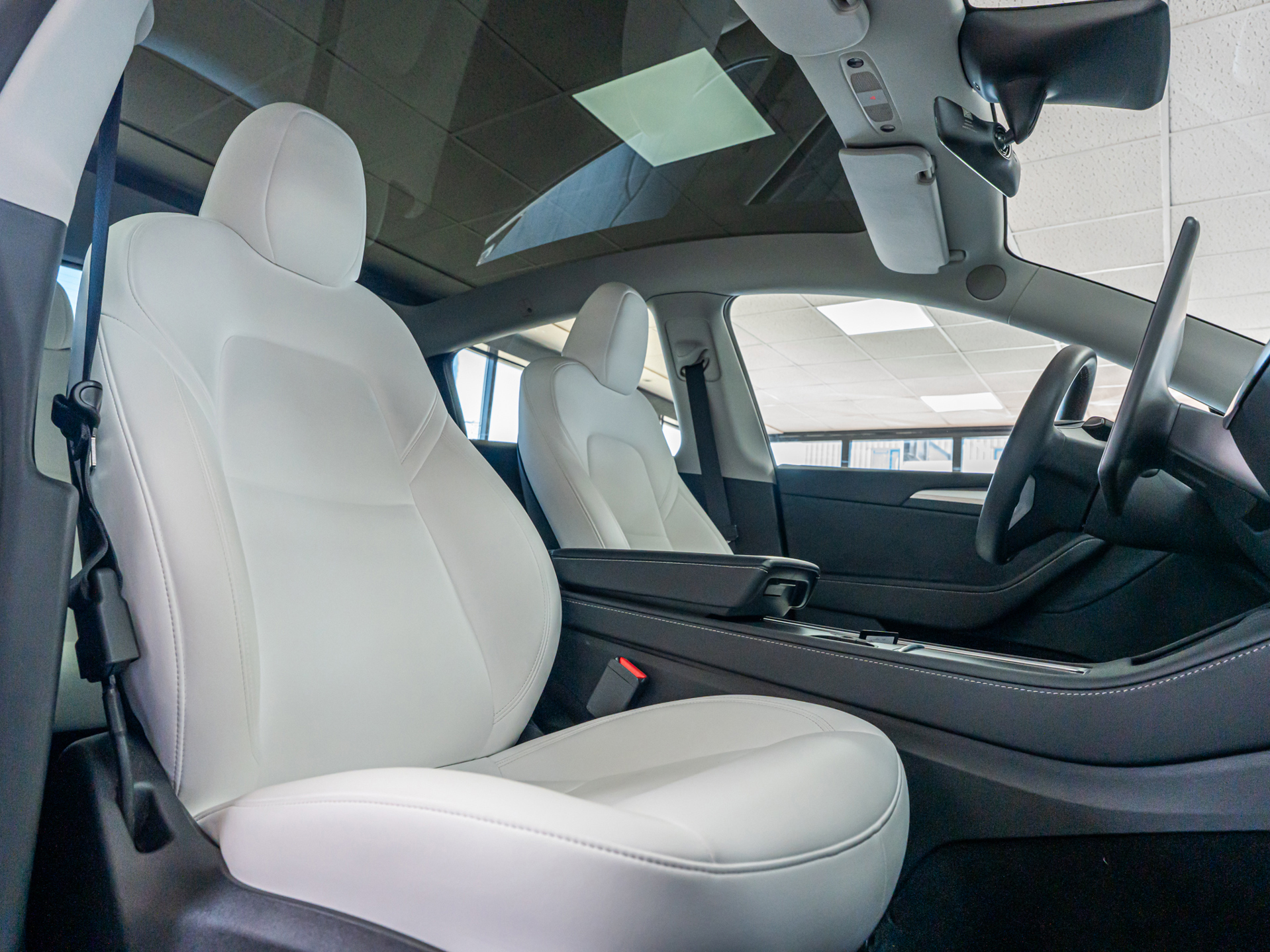 Tesla Model Y Long Range AWD 75 kWh (2021), foto 9