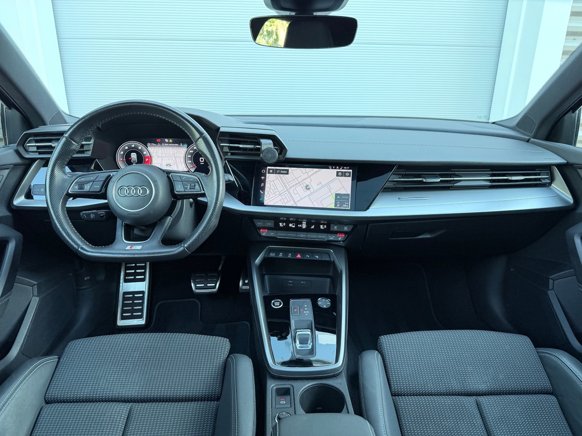 Audi A3 Sportback 35 TFSI S-Line (2020), foto 10