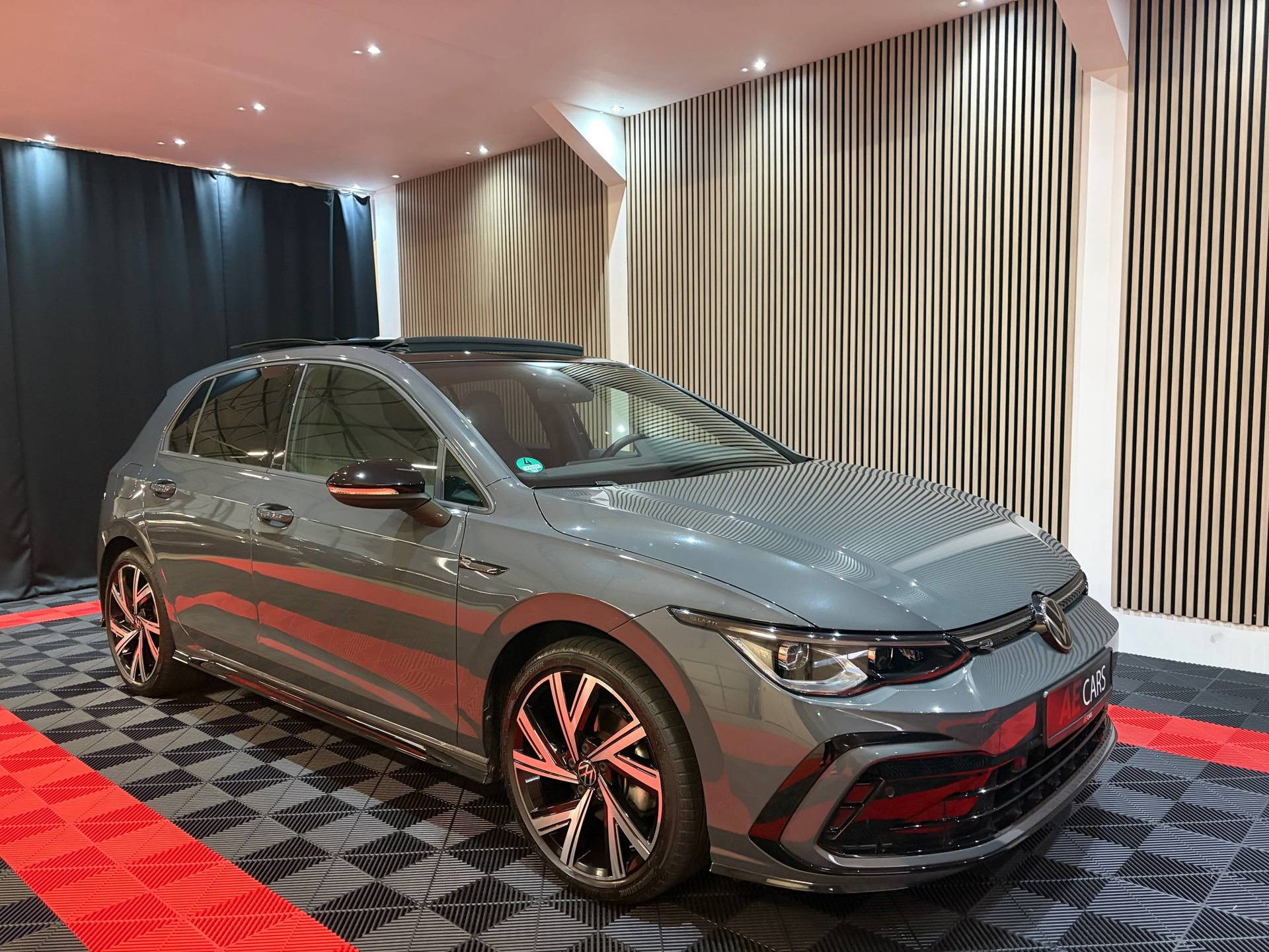 Volkswagen Golf 1.5 eTSI R-Line Business (2023), foto 3