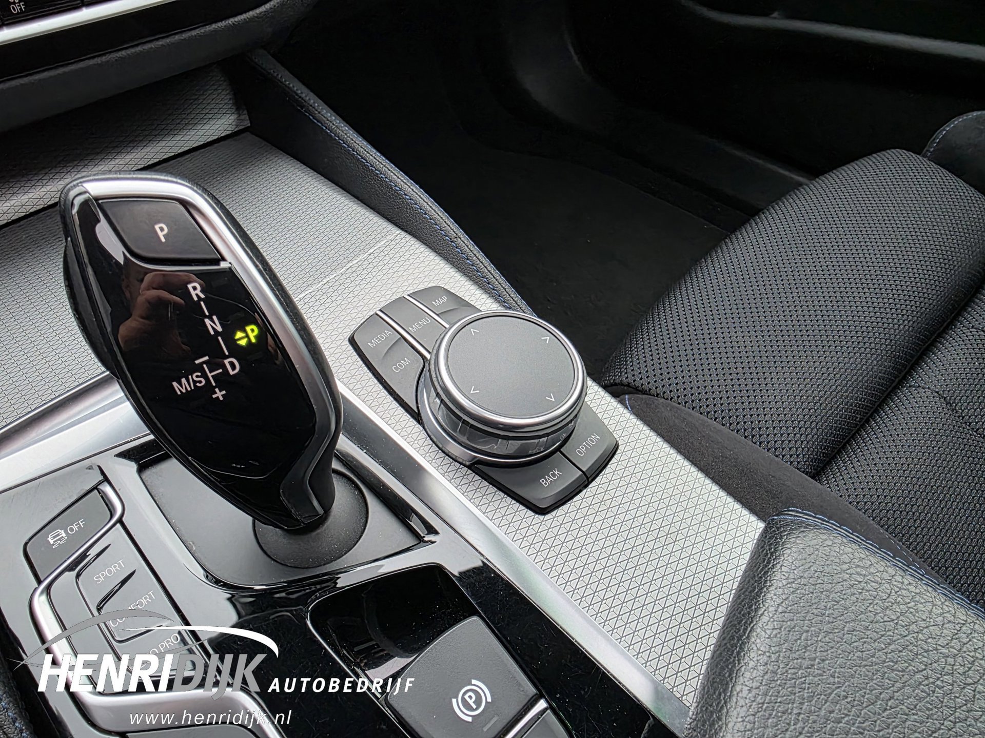 BMW 5-serie Touring 530i xDrive High Executive M Sport (2019), foto 38