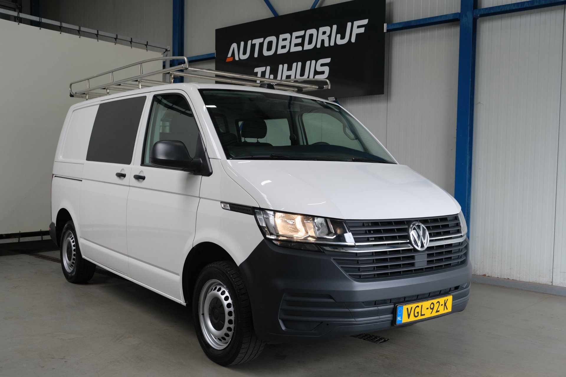 Volkswagen Transporter 2.0 TDI L1H1 26 DC (2020), foto 1