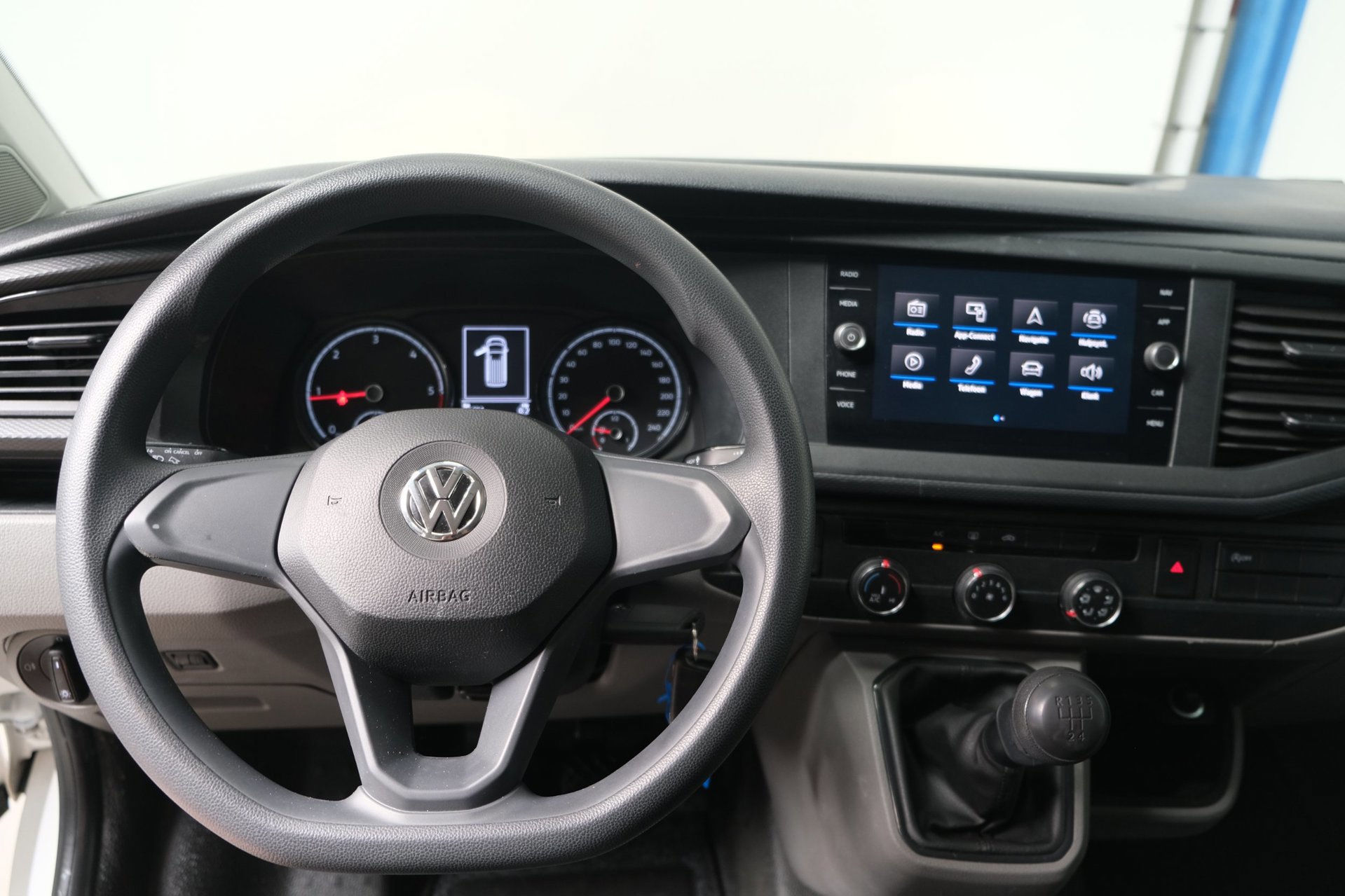 Volkswagen Transporter 2.0 TDI L1H1 26 DC (2020), foto 17