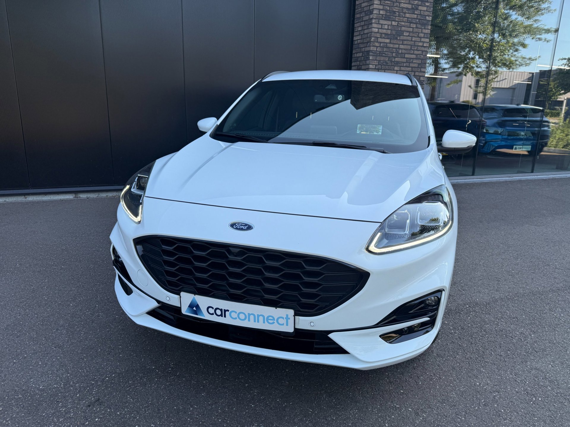 Ford Kuga 2.5 225pk PHEV ST-Line X AGR (2023), foto 2