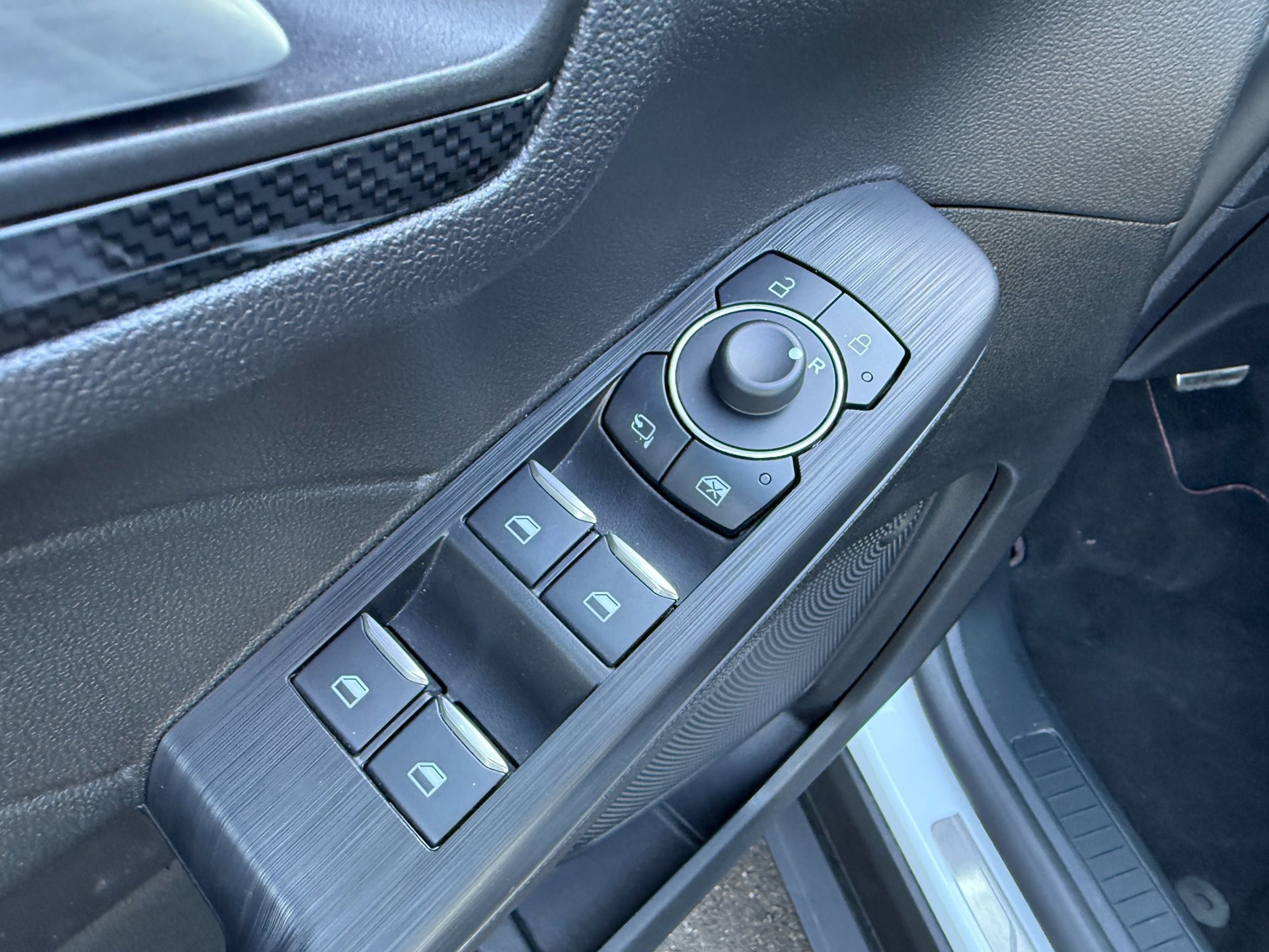 Ford Kuga 2.5 225pk PHEV ST-Line X AGR (2023), foto 11