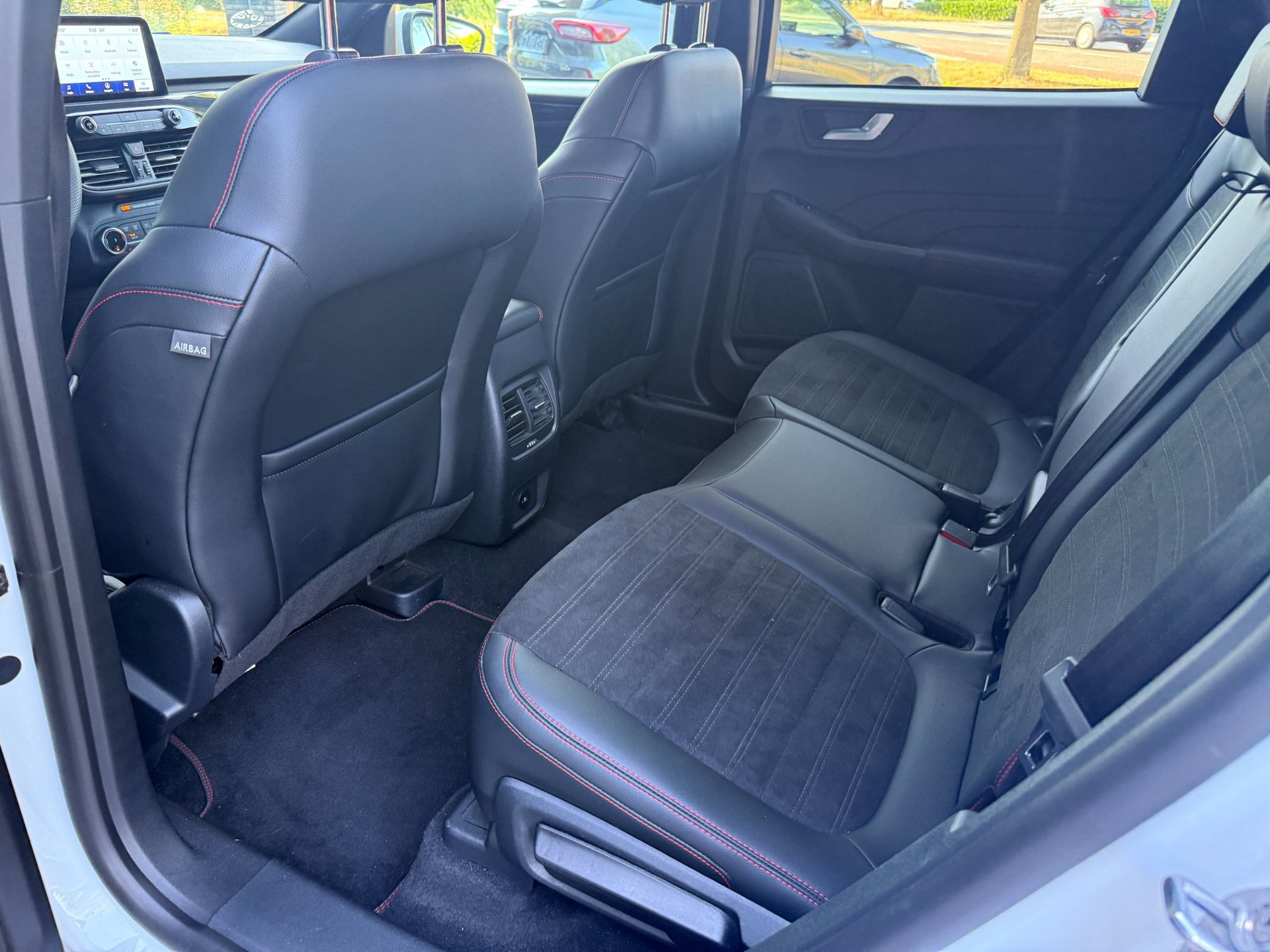 Ford Kuga 2.5 225pk PHEV ST-Line X AGR (2023), foto 29