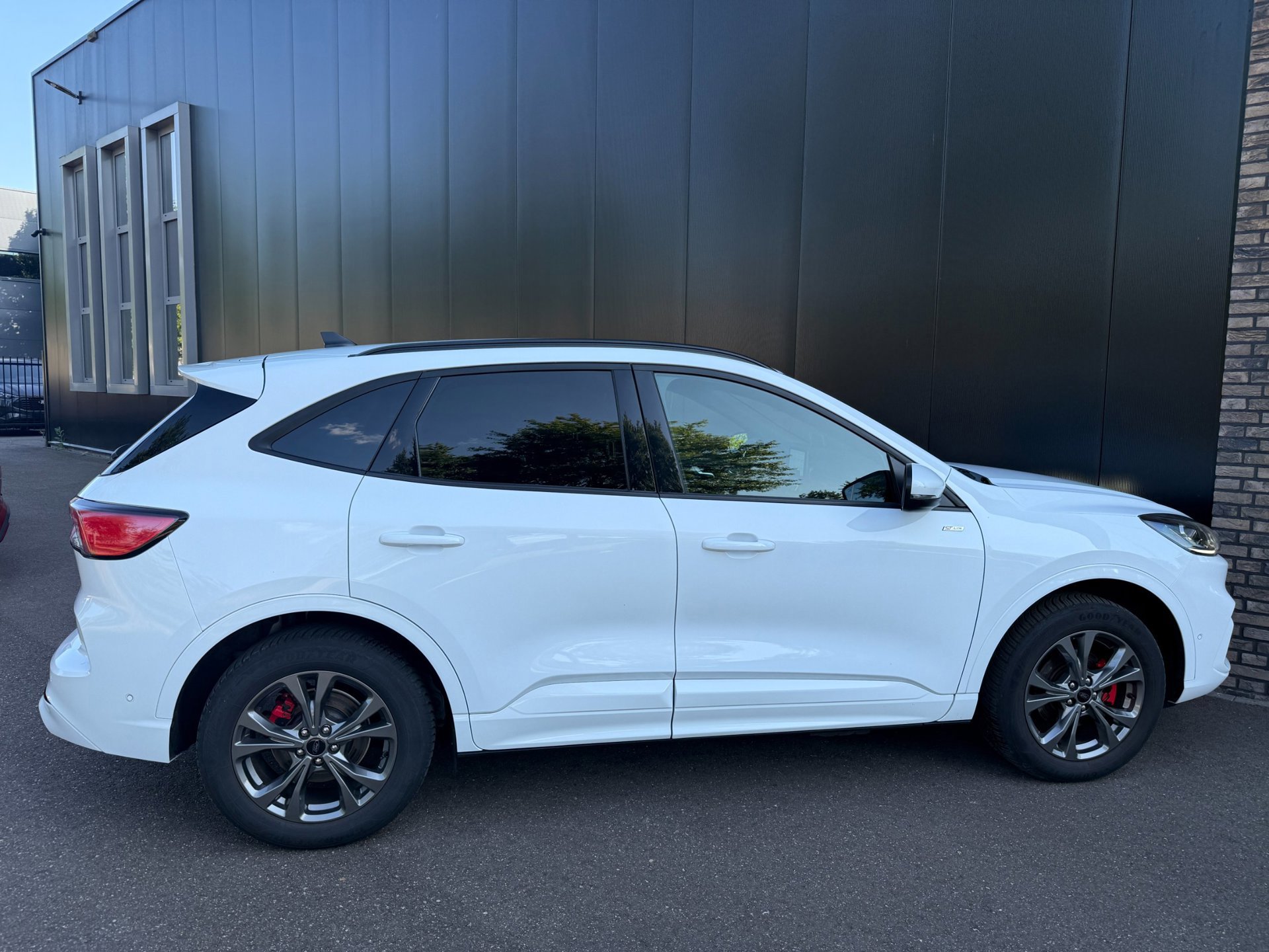 Ford Kuga 2.5 225pk PHEV ST-Line X AGR (2023), foto 5