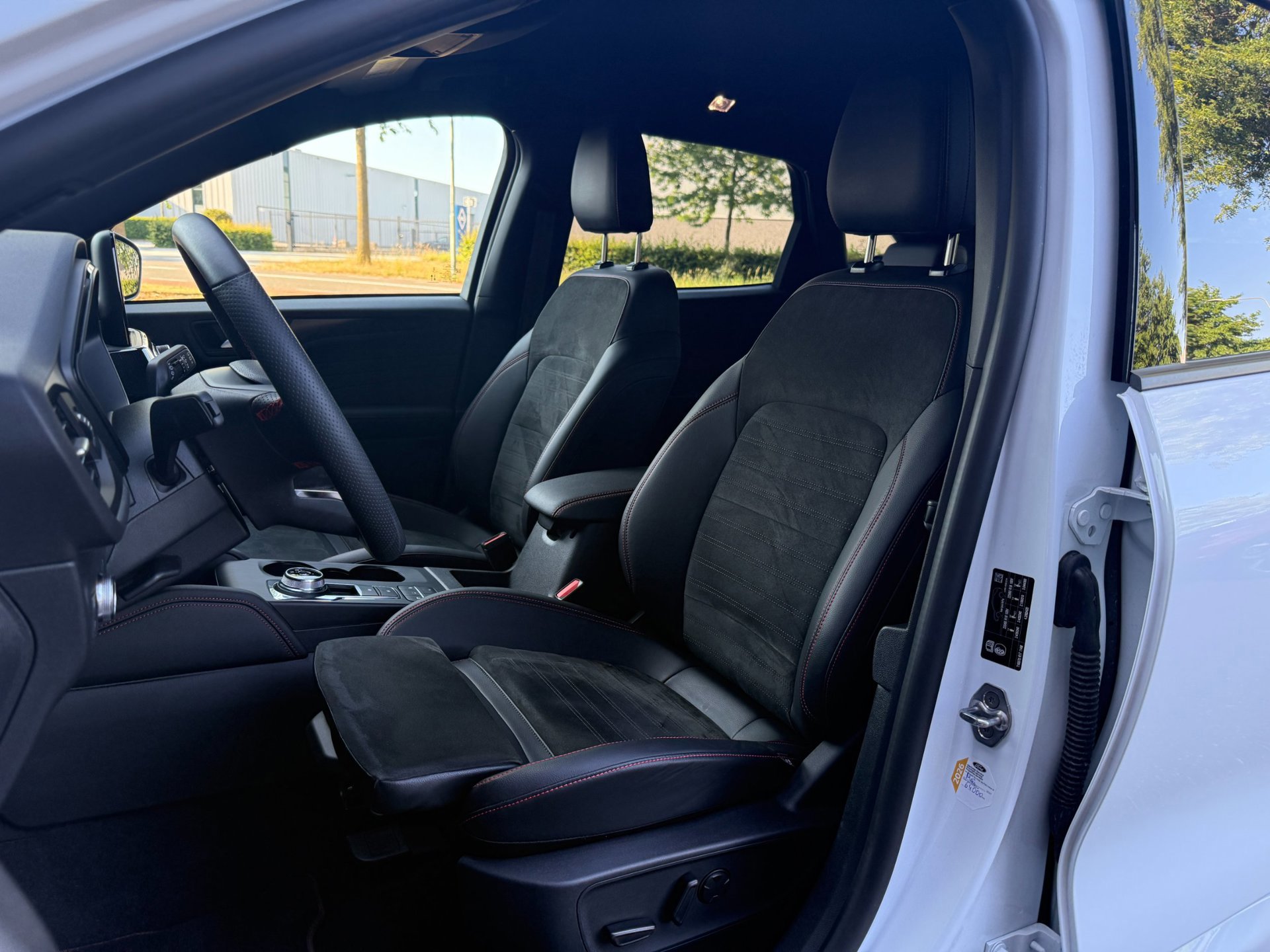 Ford Kuga 2.5 225pk PHEV ST-Line X AGR (2023), foto 10