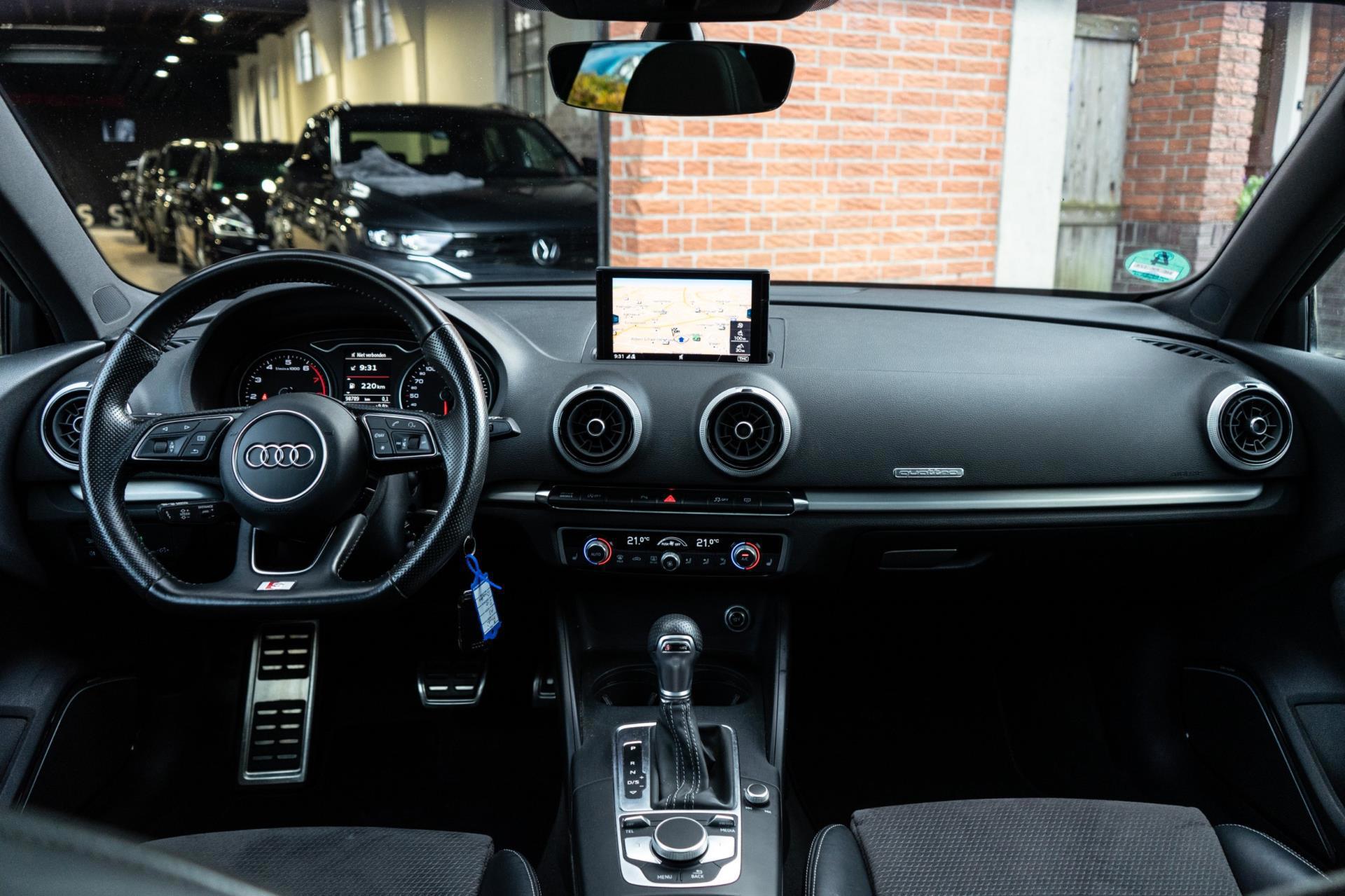 Audi A3 Sportback 2.0 TFSI Quattro Sport S Line Edition (2018), foto 2
