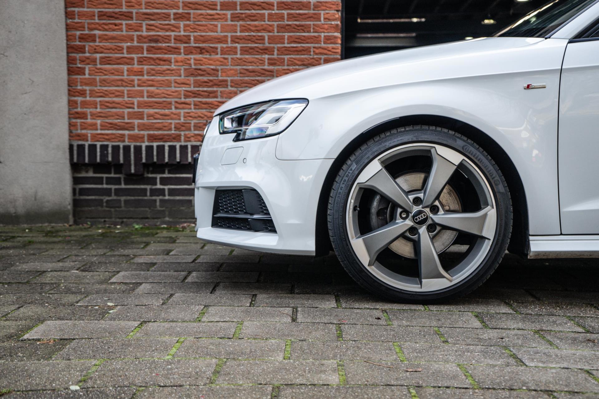 Audi A3 Sportback 2.0 TFSI Quattro Sport S Line Edition (2018), foto 8