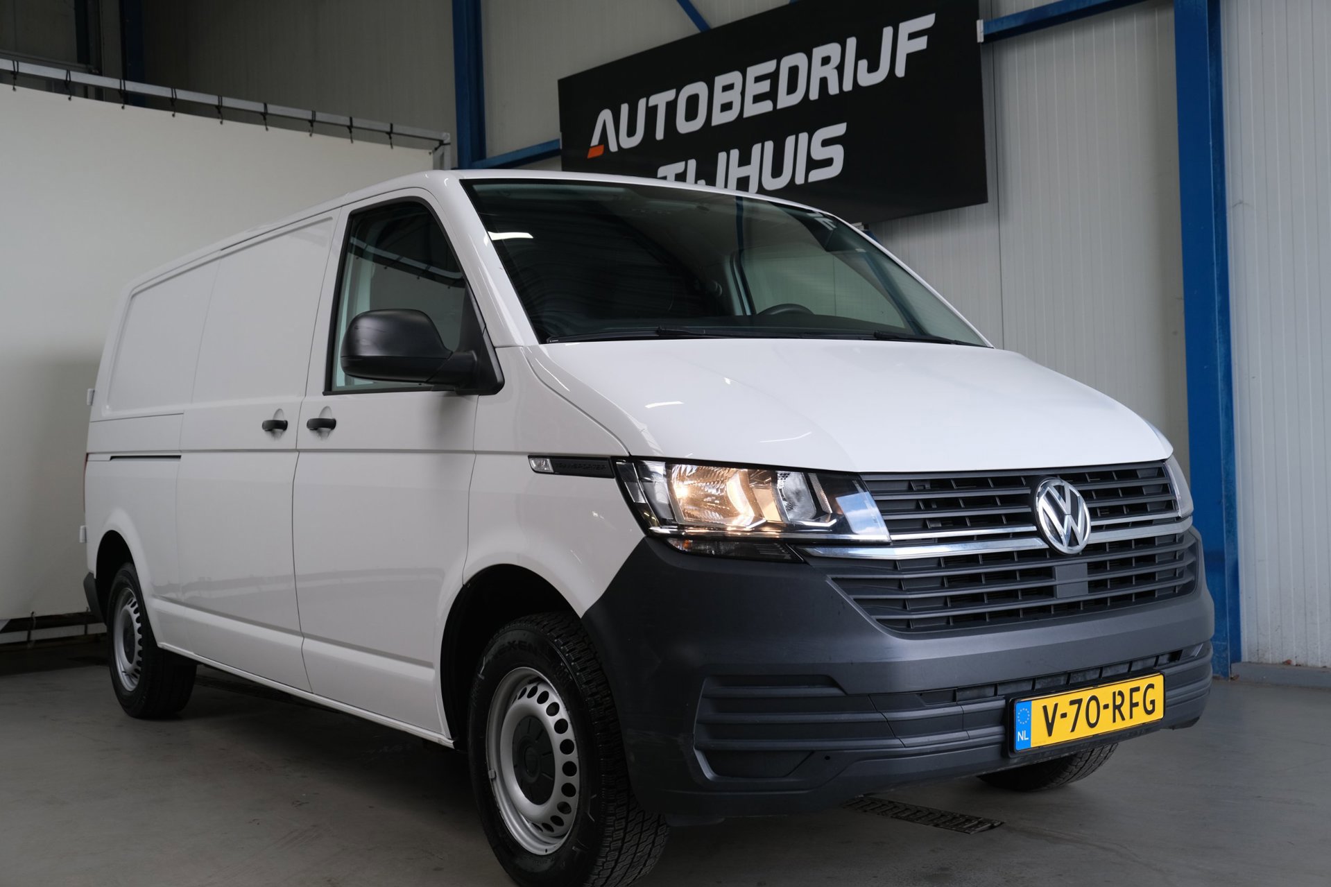 Volkswagen Transporter 2.0 TDI L2H1 30 3p (2021), foto 1
