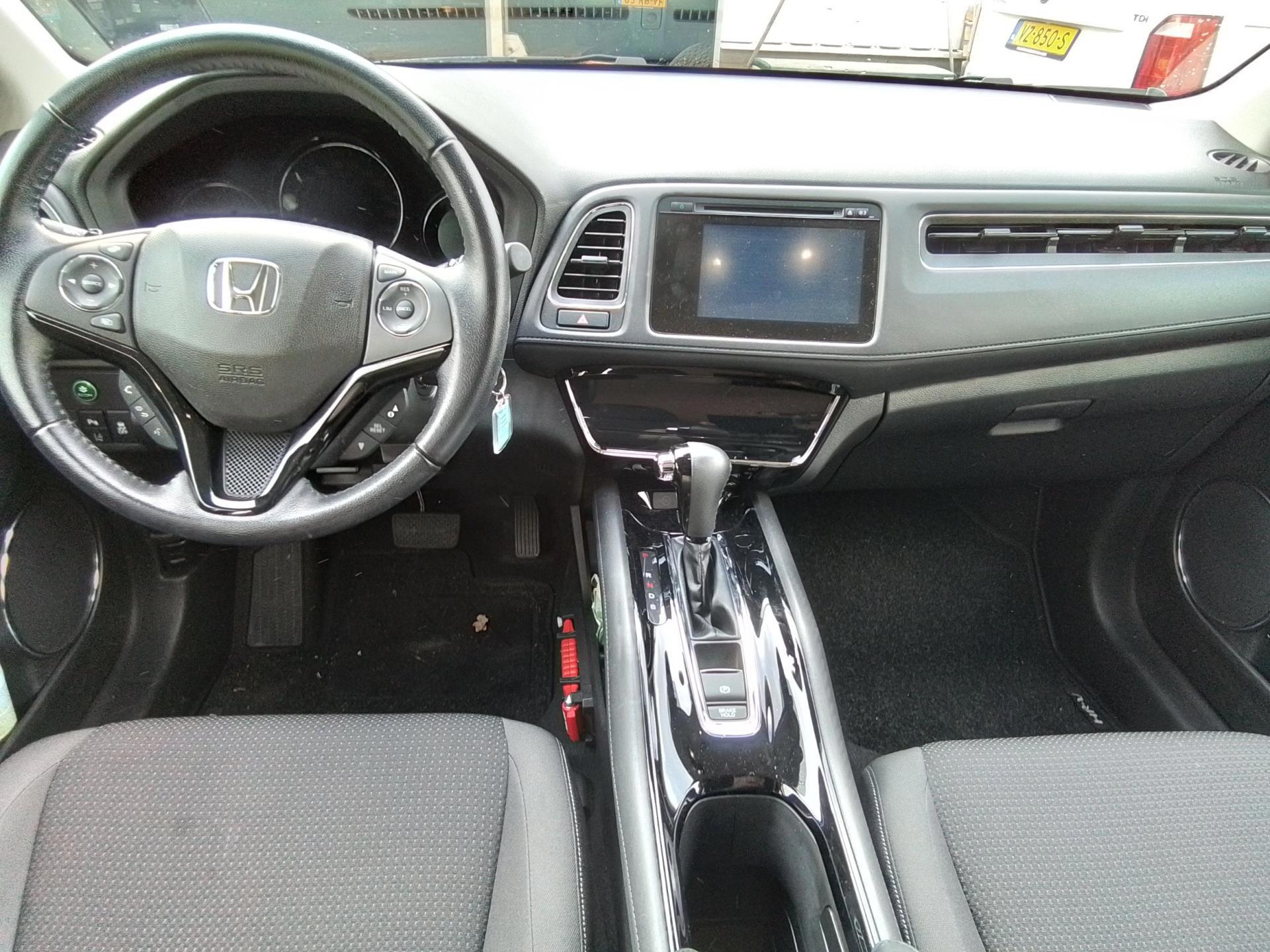 Honda HR-V 1.5 i-VTEC Elegance (2019), foto 8