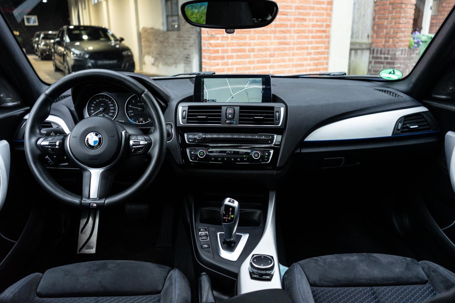 BMW 1-Serie 118i High Exe. M Sport (2016), foto 3