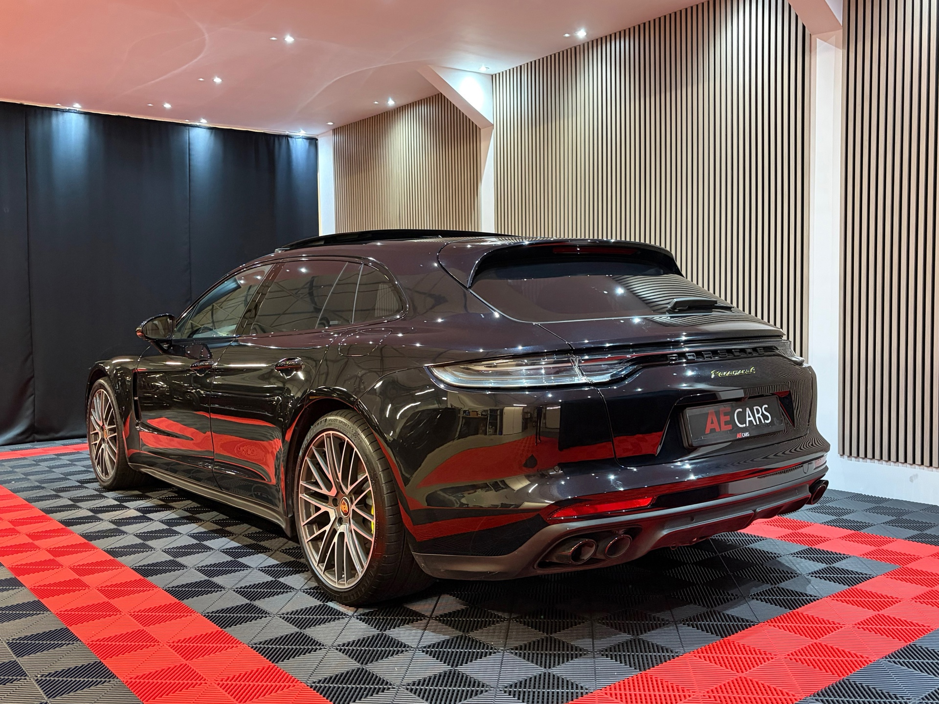 Porsche Panamera Sport Turismo 2.9 4 E-Hybrid Platinum Edition Chrono (2023), foto 13