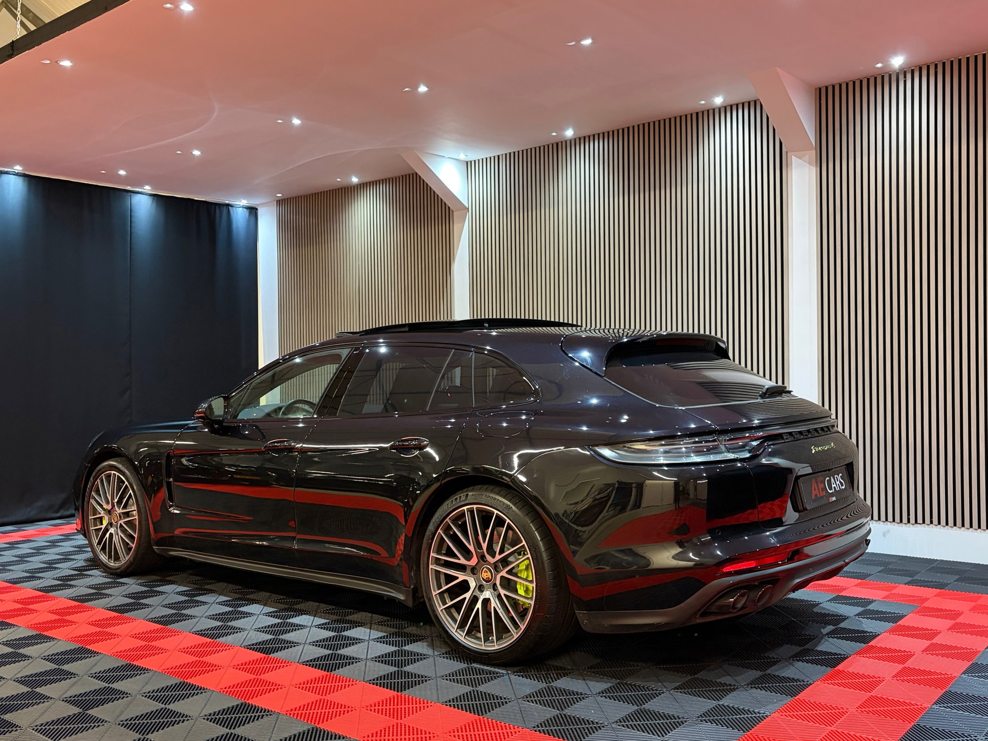 Porsche Panamera Sport Turismo 2.9 4 E-Hybrid Platinum Edition Chrono (2023), foto 14