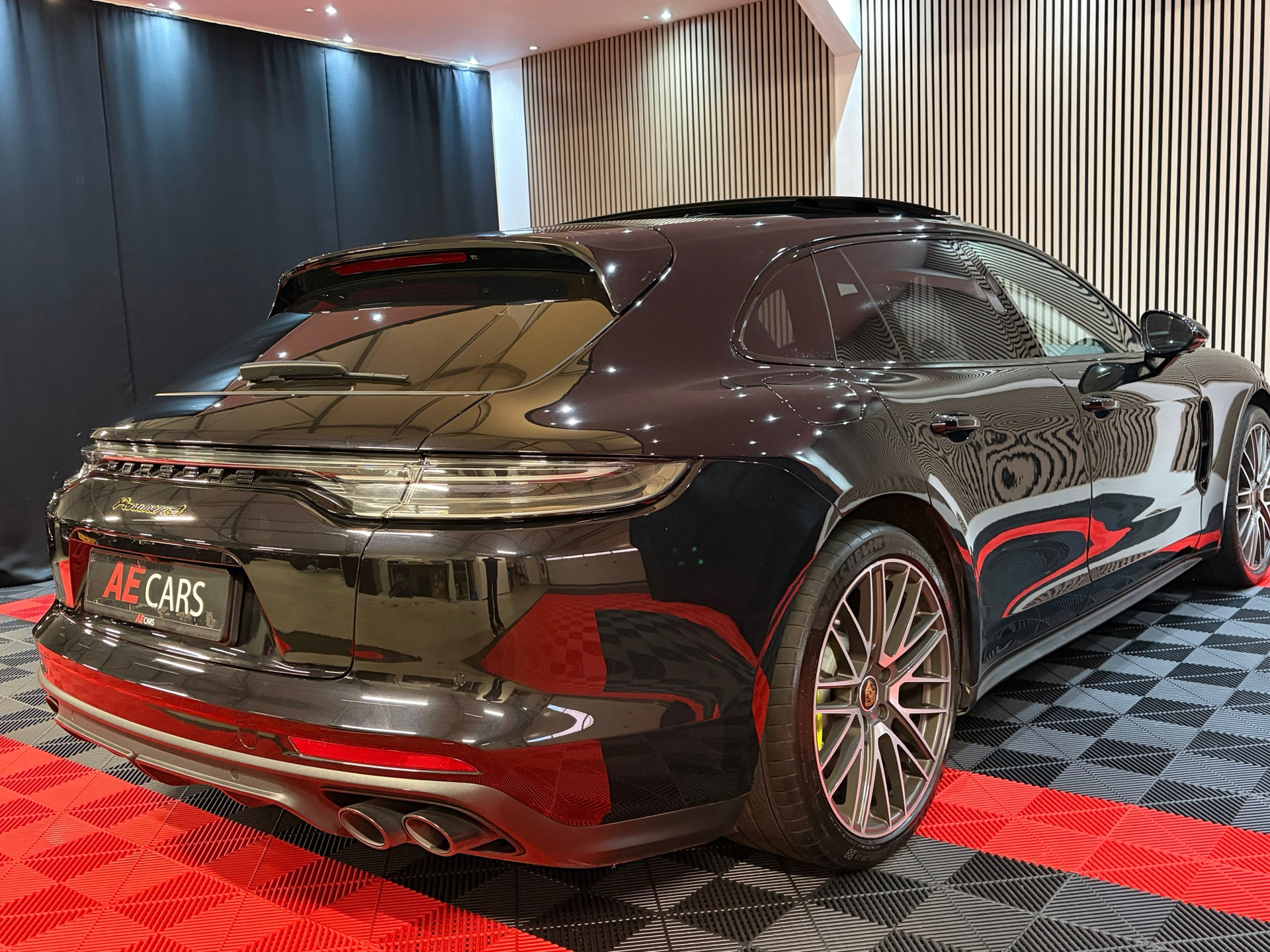 Porsche Panamera Sport Turismo 2.9 4 E-Hybrid Platinum Edition Chrono (2023), foto 17
