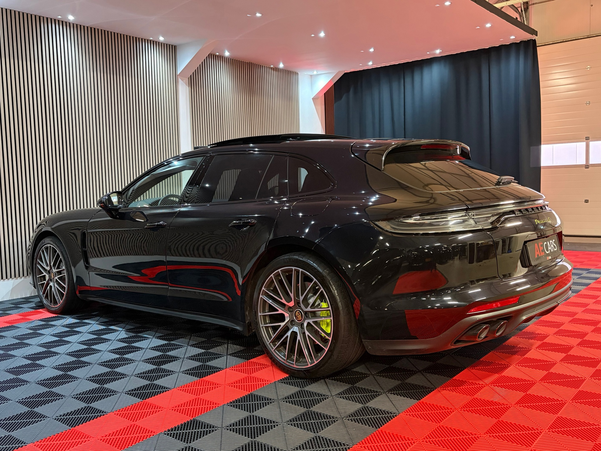 Porsche Panamera Sport Turismo 2.9 4 E-Hybrid Platinum Edition Chrono (2023), foto 19