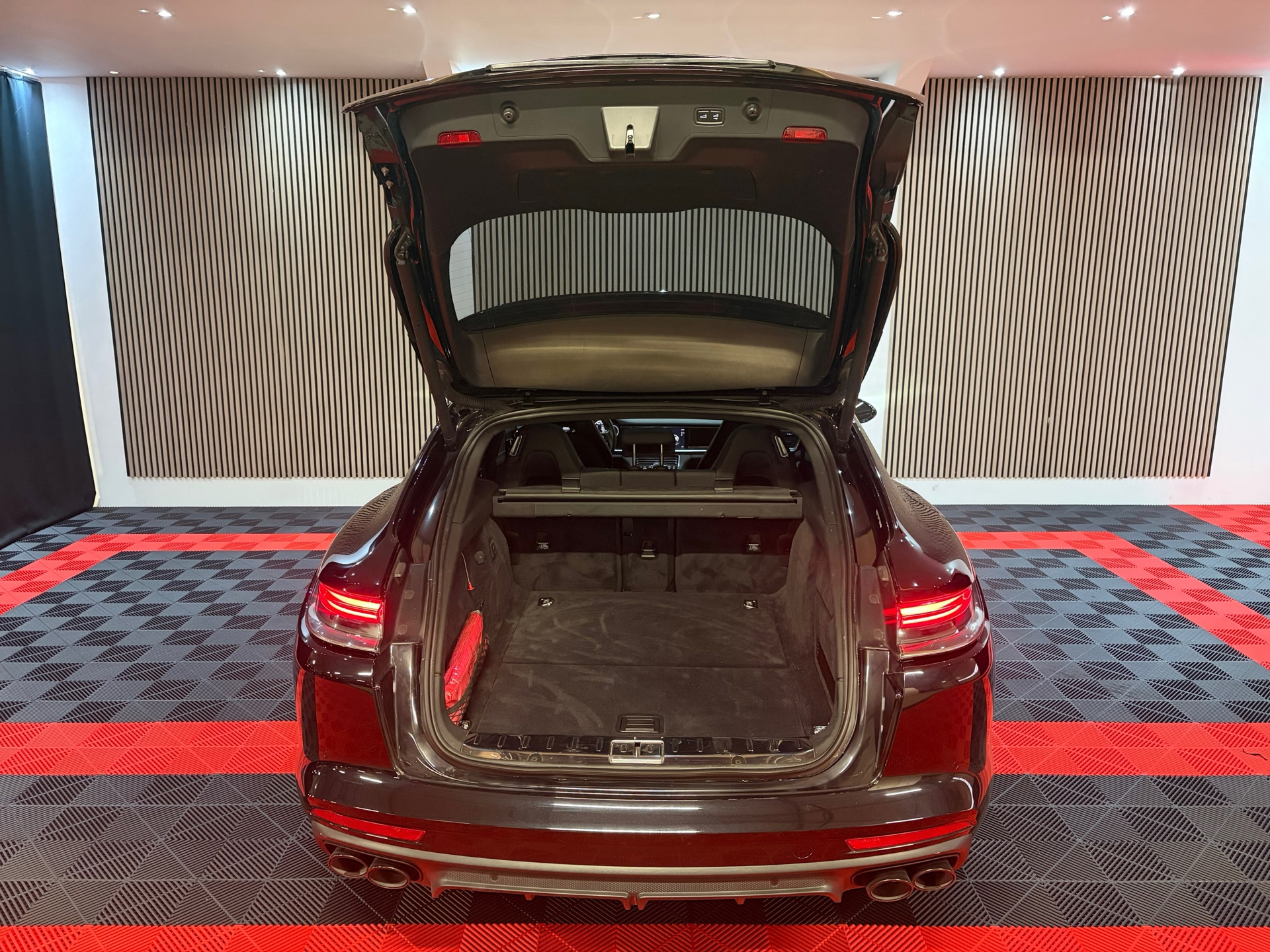 Porsche Panamera Sport Turismo 2.9 4 E-Hybrid Platinum Edition Chrono (2023), foto 20
