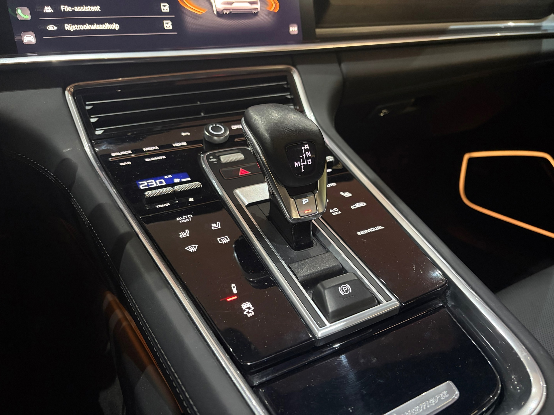 Porsche Panamera Sport Turismo 2.9 4 E-Hybrid Platinum Edition Chrono (2023), foto 28