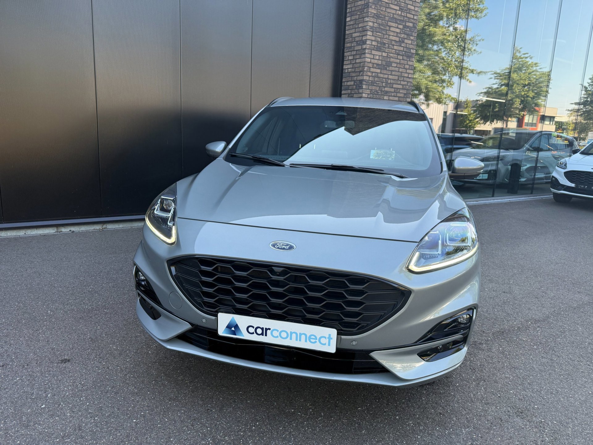 Ford Kuga 2.5 PHEV 225pk ST-Line X (2023), foto 3
