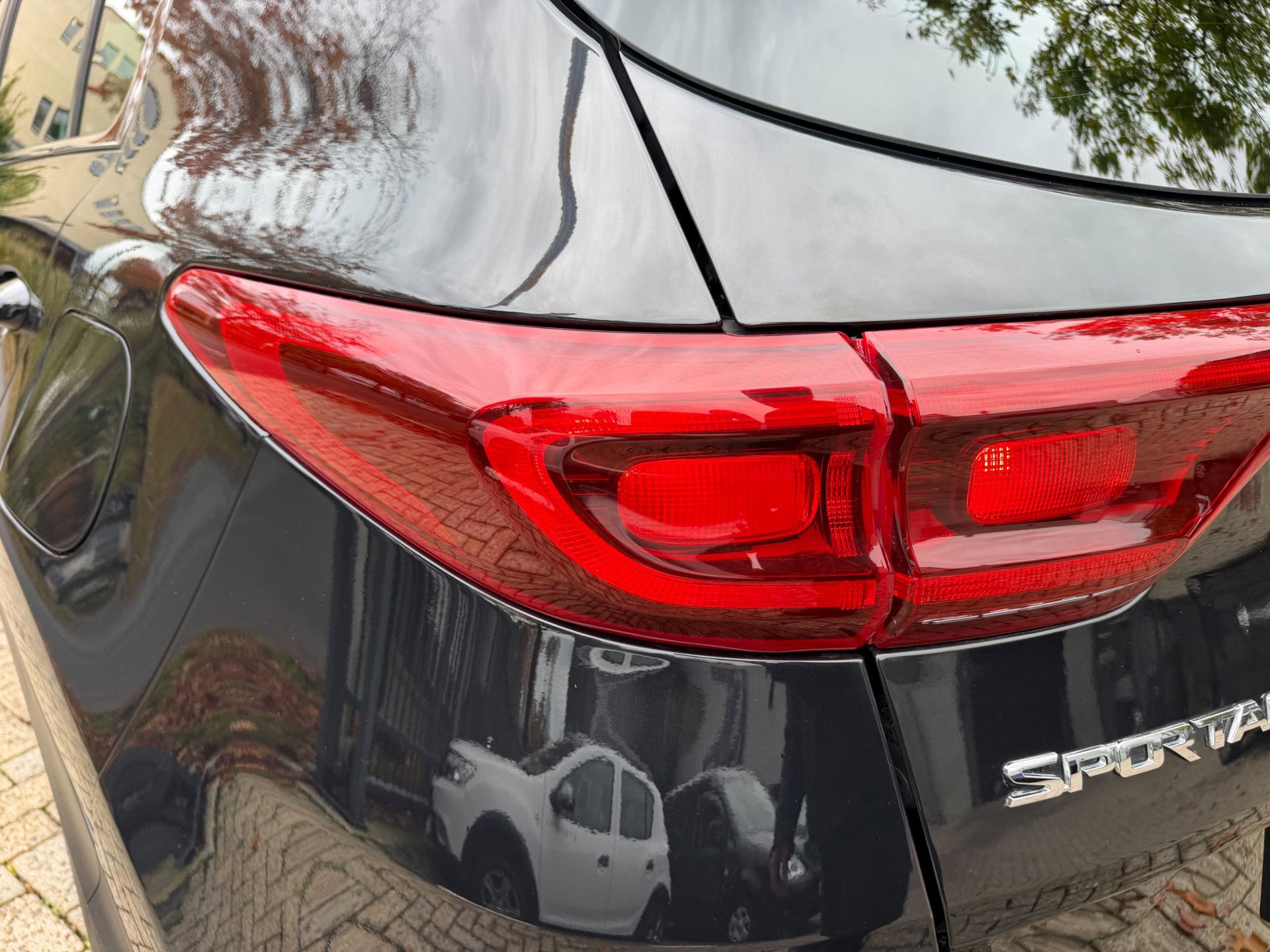 Kia Sportage 1.6 T-GDI DynamicLine (2021), foto 153