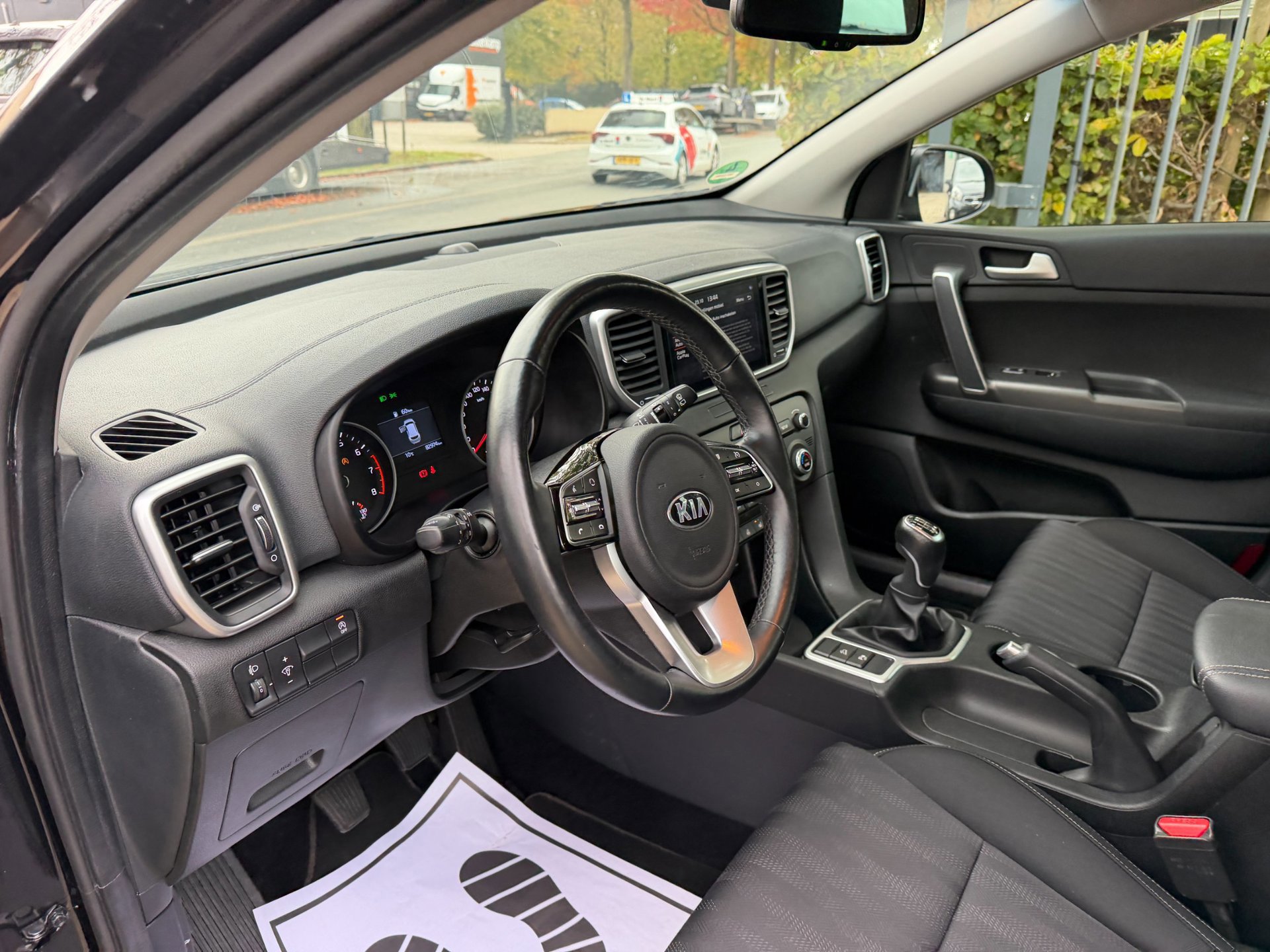 Kia Sportage 1.6 T-GDI DynamicLine (2021), foto 20