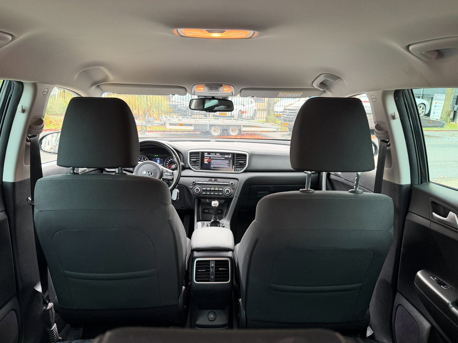 Kia Sportage 1.6 T-GDI DynamicLine (2021), foto 40