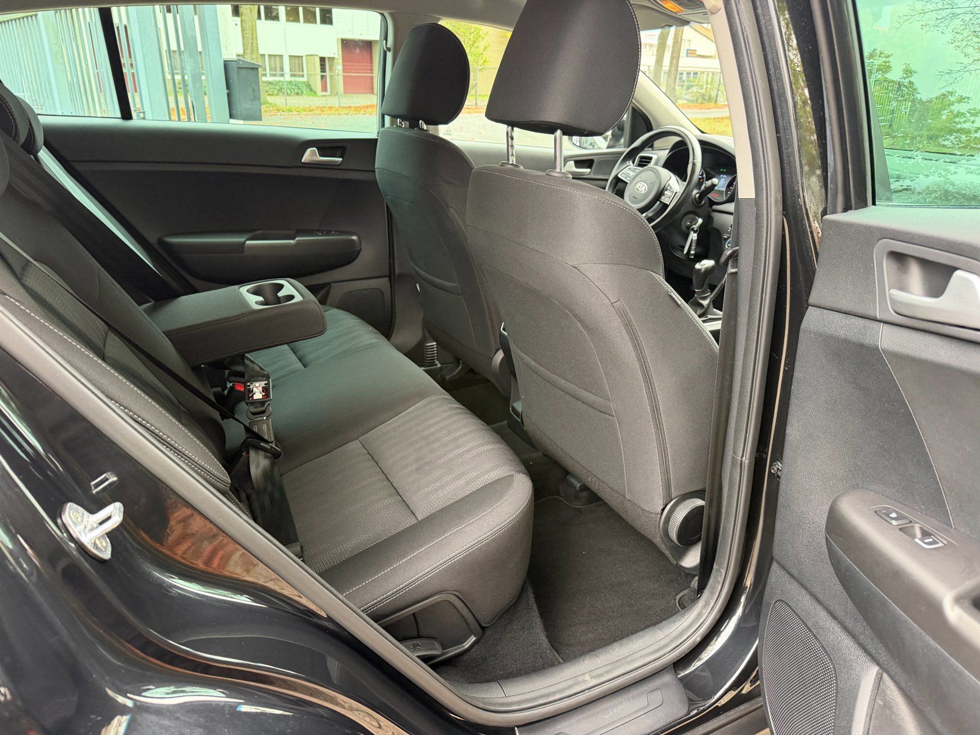 Kia Sportage 1.6 T-GDI DynamicLine (2021), foto 47