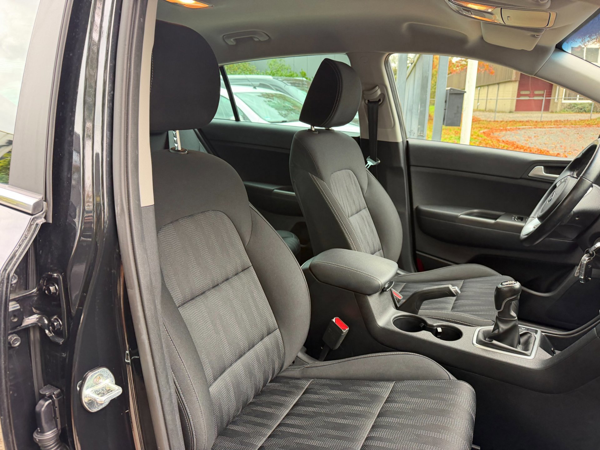 Kia Sportage 1.6 T-GDI DynamicLine (2021), foto 55