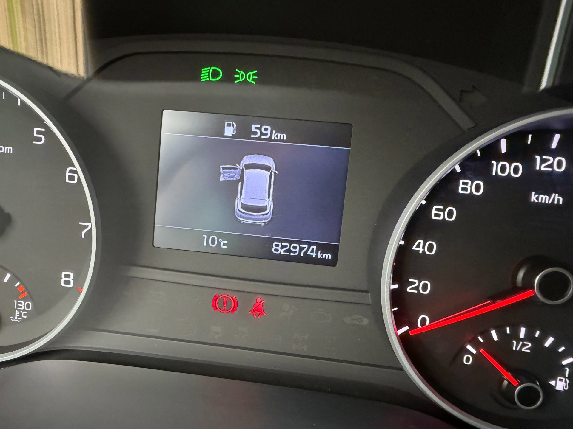Kia Sportage 1.6 T-GDI DynamicLine (2021), foto 81