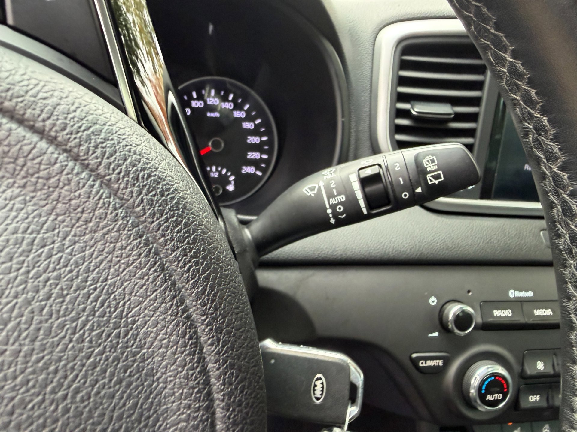 Kia Sportage 1.6 T-GDI DynamicLine (2021), foto 83