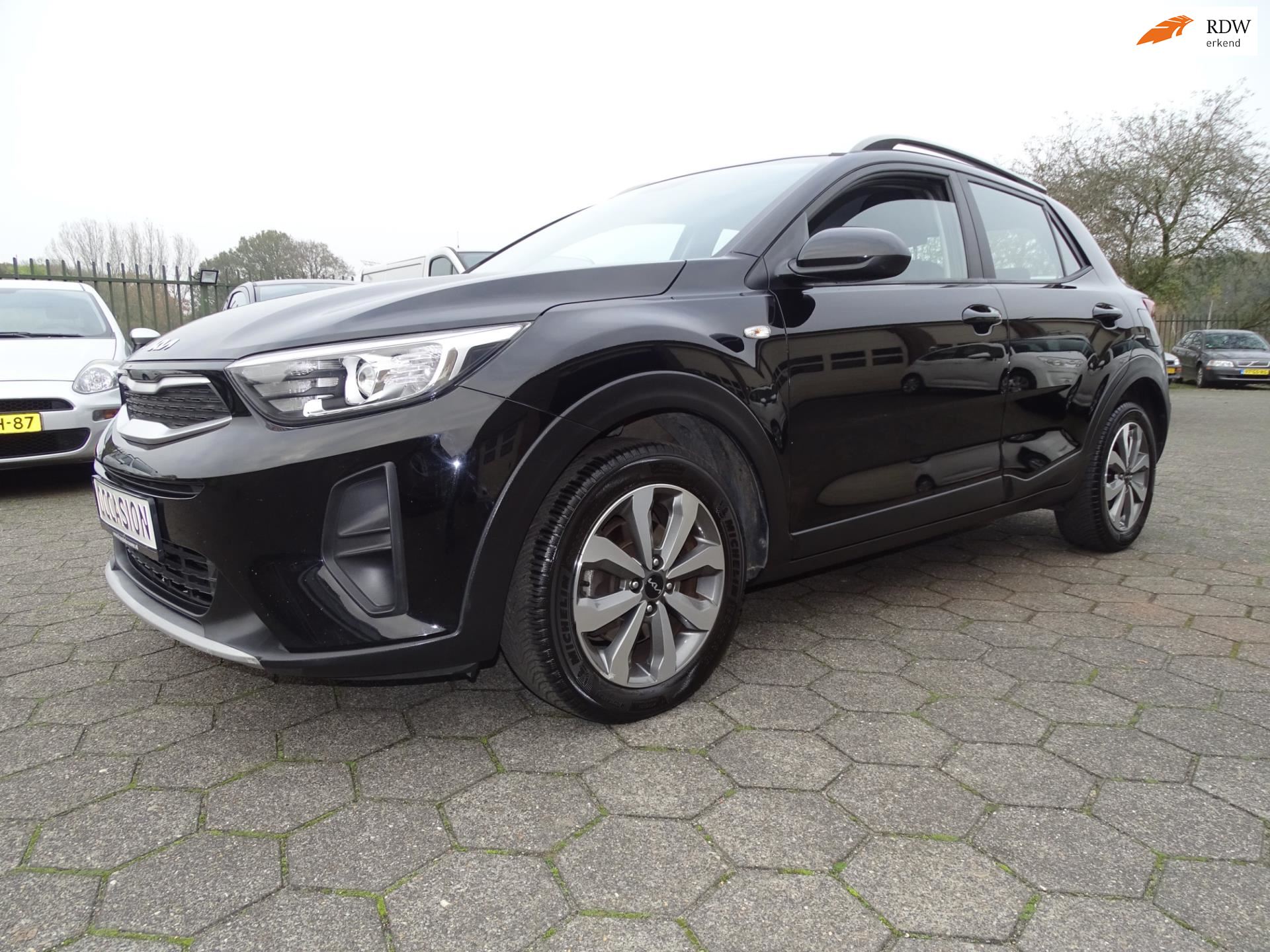 Kia Stonic 1.2 Urban Edition (2022), foto 1