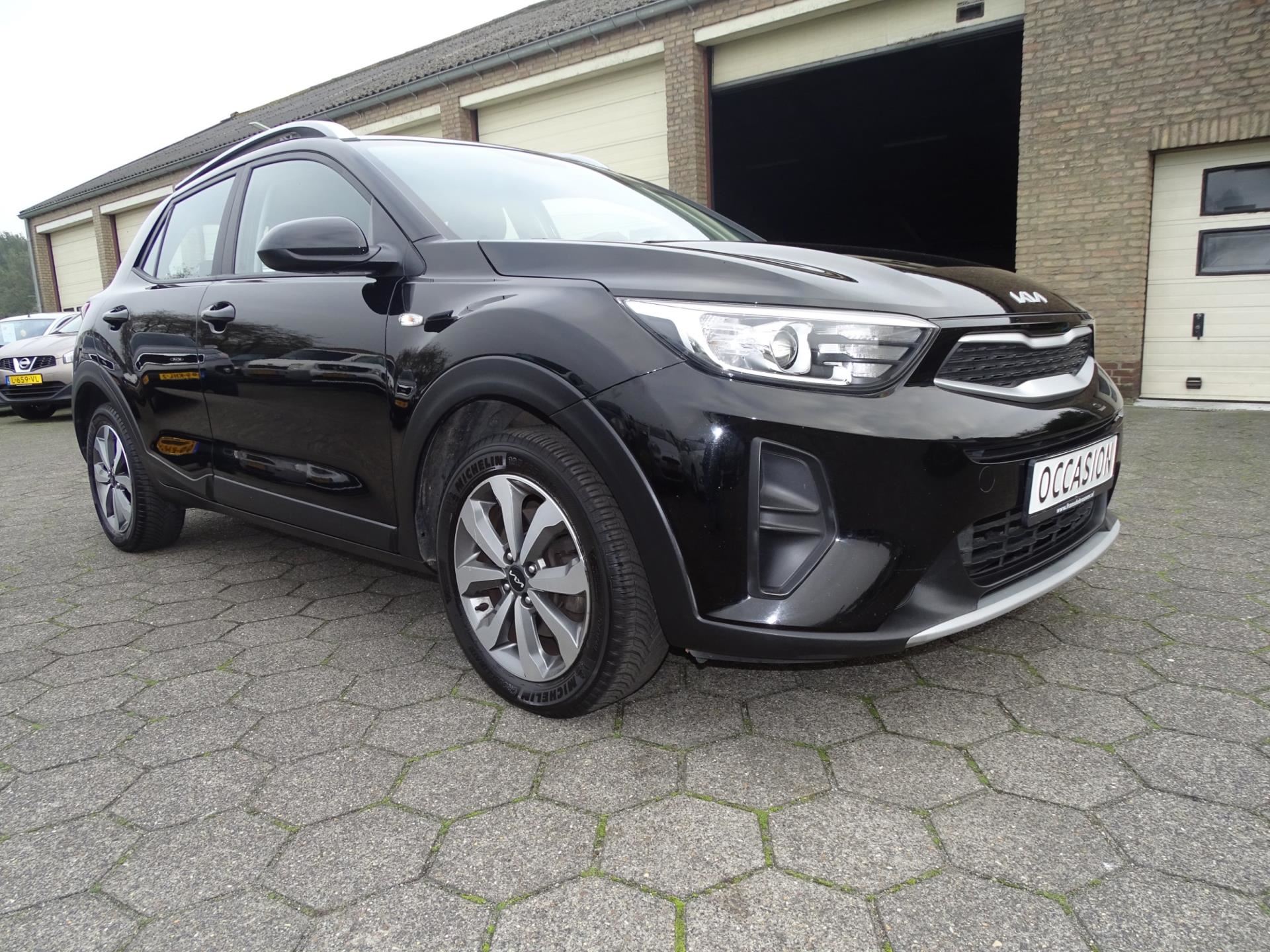Kia Stonic 1.2 Urban Edition (2022), foto 2