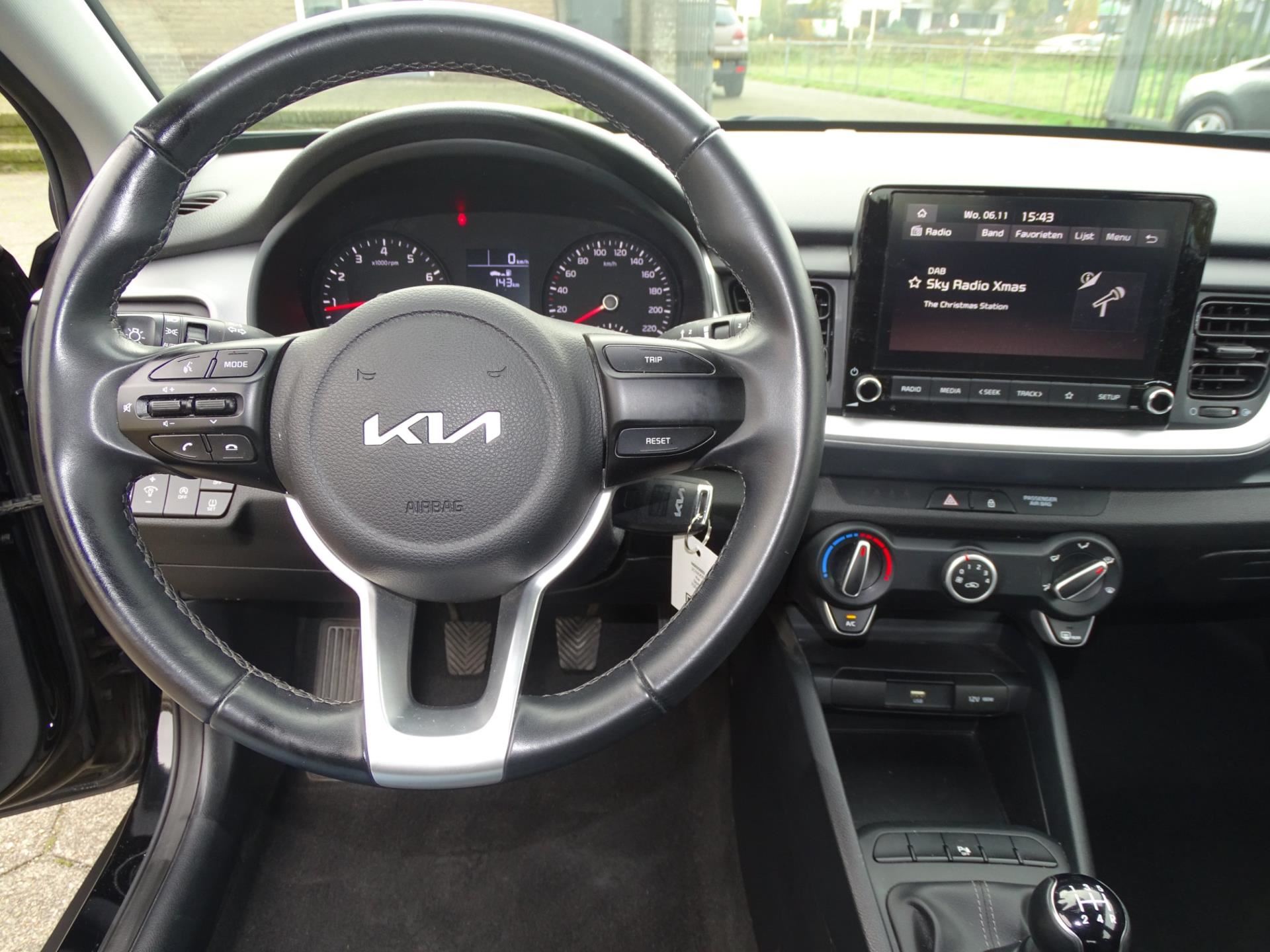 Kia Stonic 1.2 Urban Edition (2022), foto 11