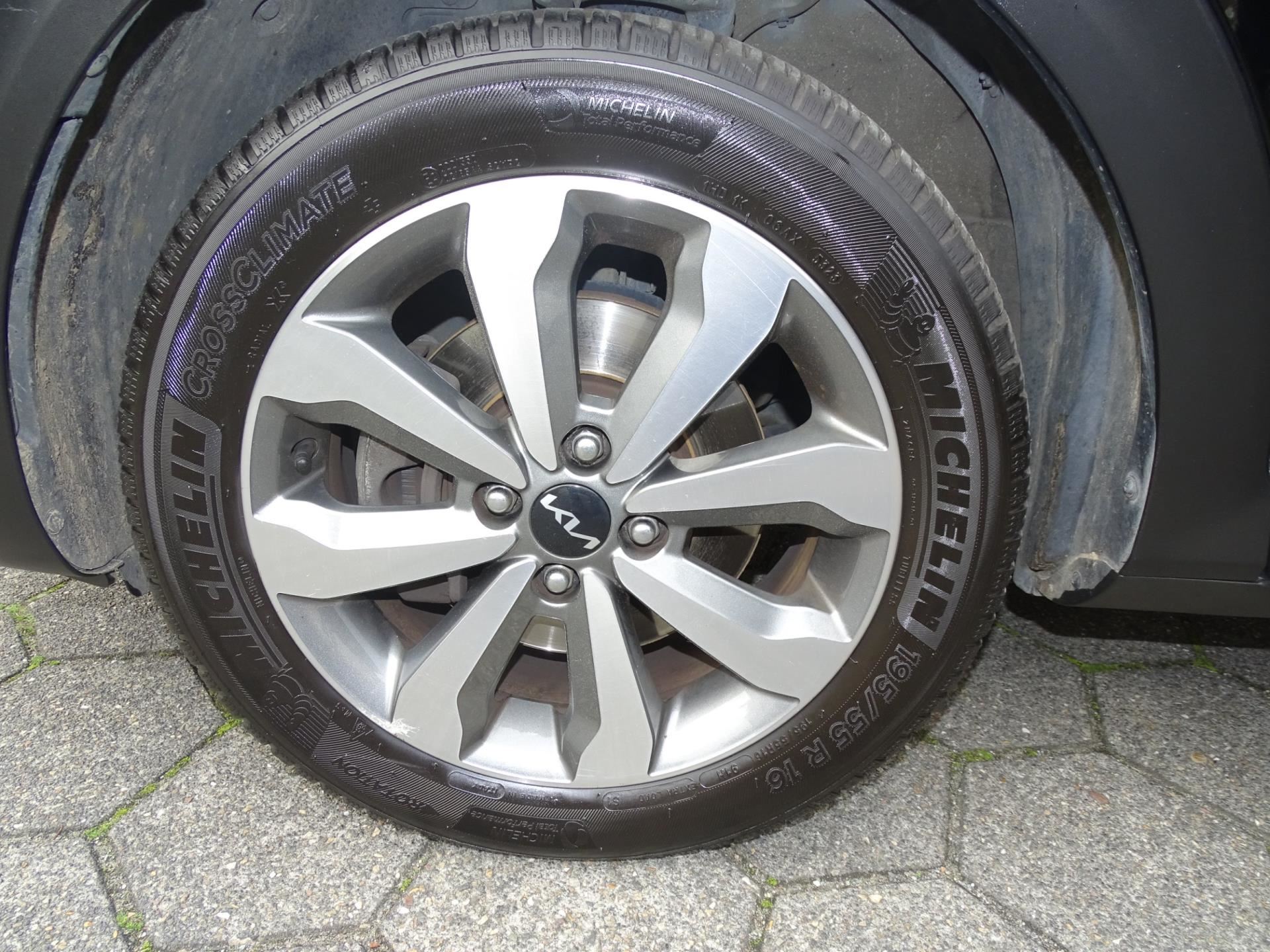 Kia Stonic 1.2 Urban Edition (2022), foto 19