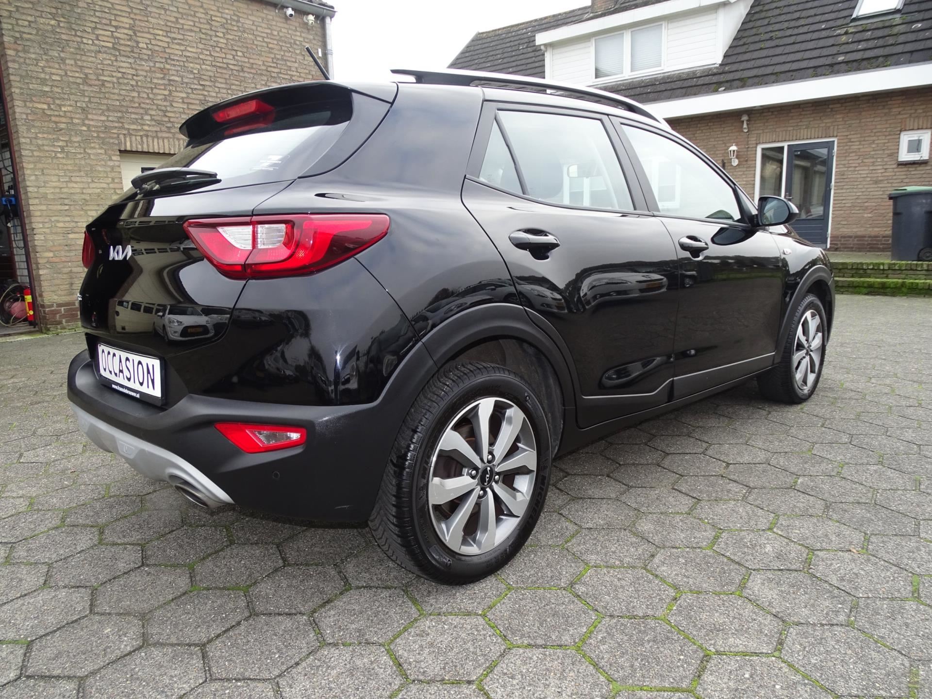 Kia Stonic 1.2 Urban Edition (2022), foto 3