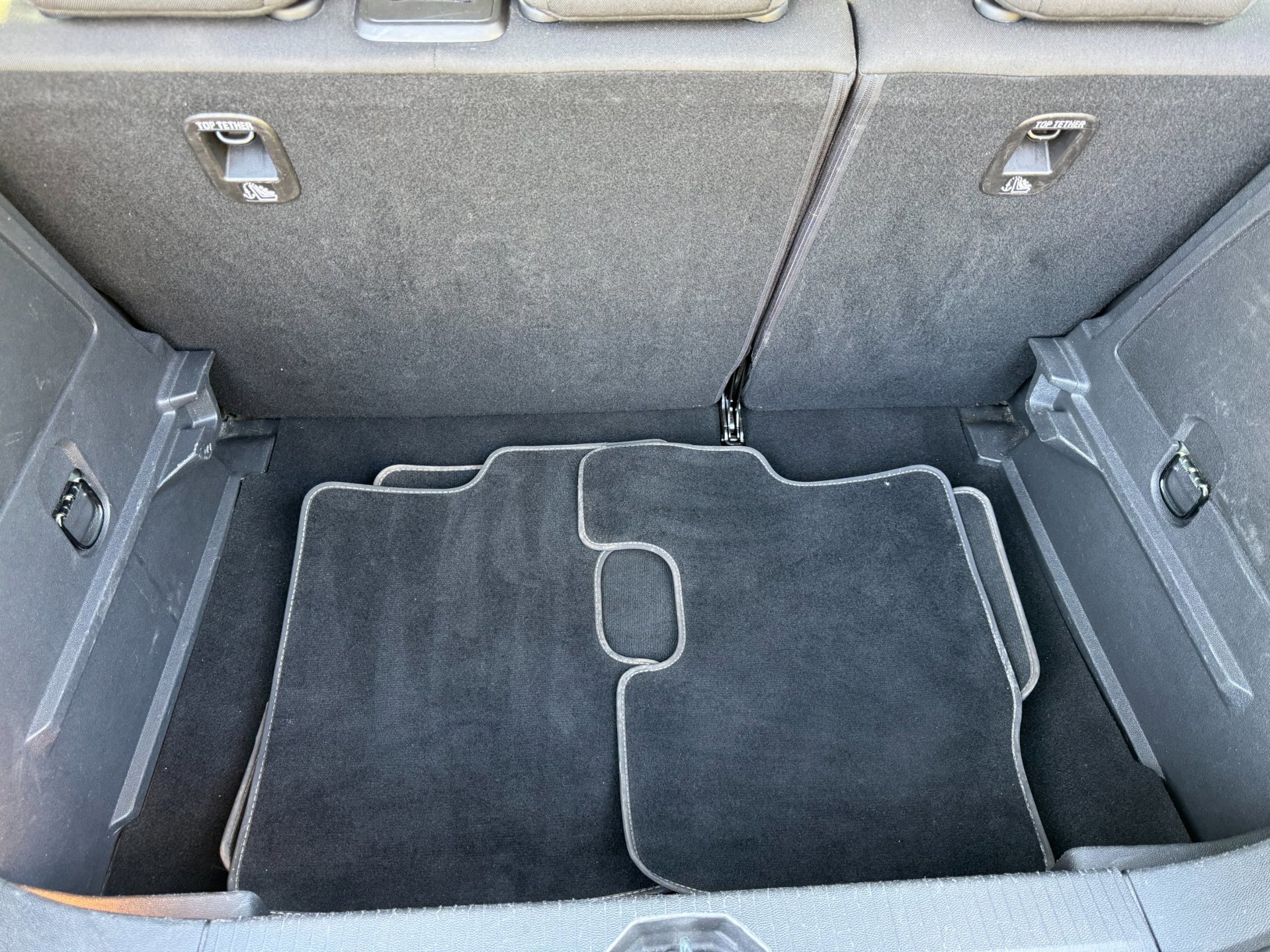 Opel Corsa 1.4 Black Edition top (2018), foto 7