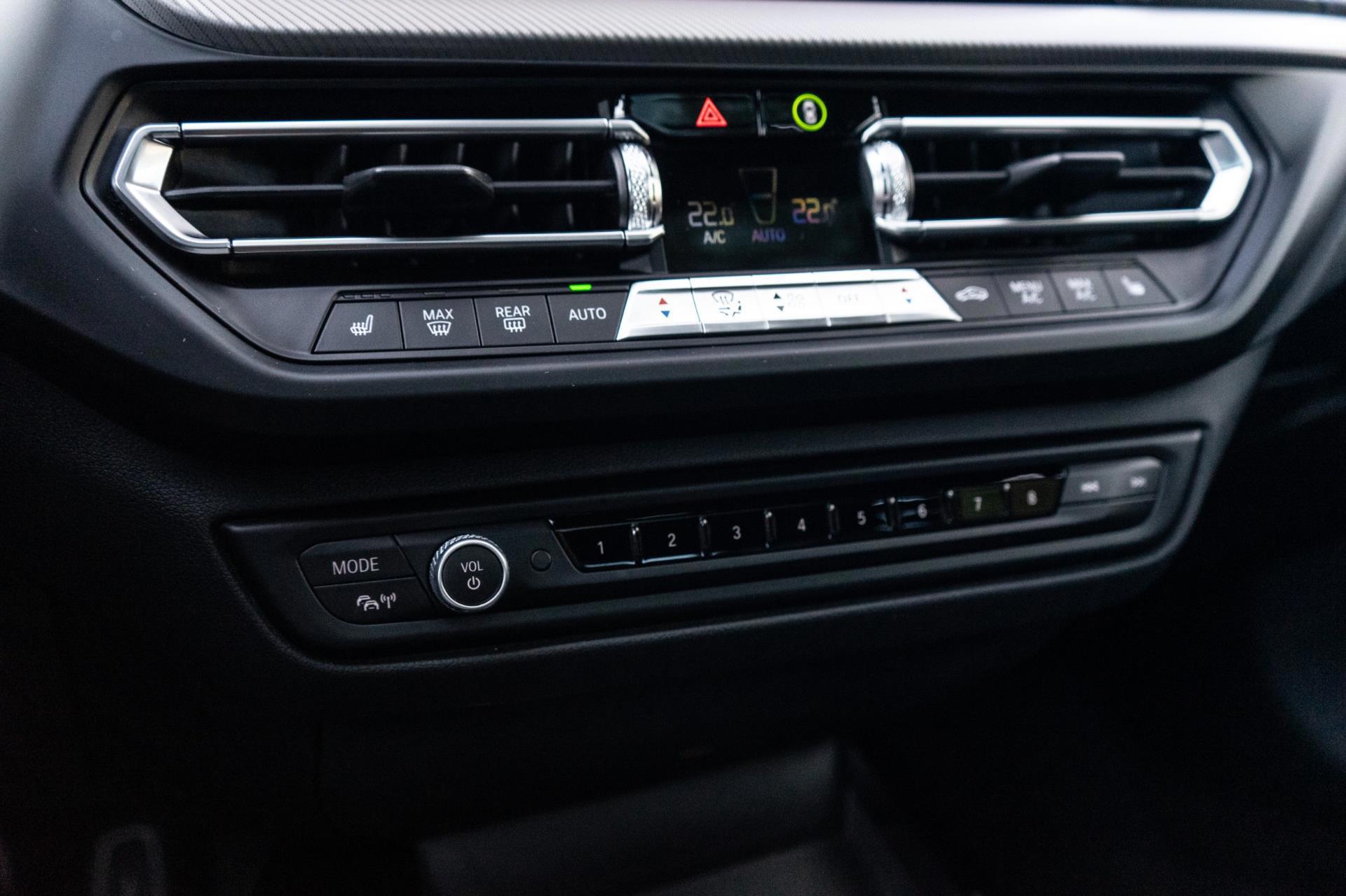 BMW 1-Serie 118i High Executive M-Sport (2020), foto 27