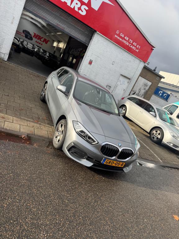 BMW 1-Serie 118i Executive (2022), foto 3