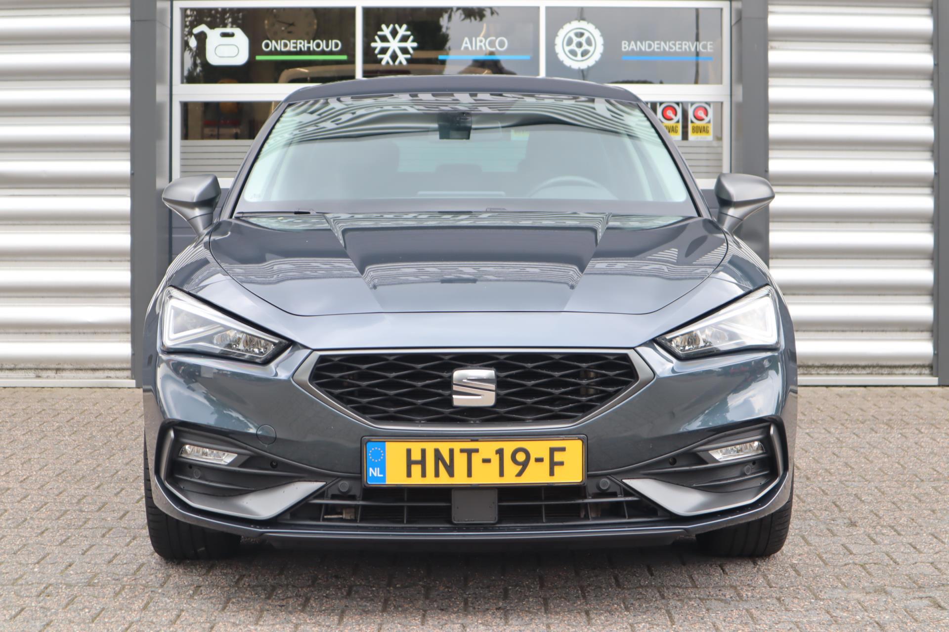 Seat Leon Sportstourer 1.4 TSI eHybrid PHEV FR Business Intense (2021), foto 2