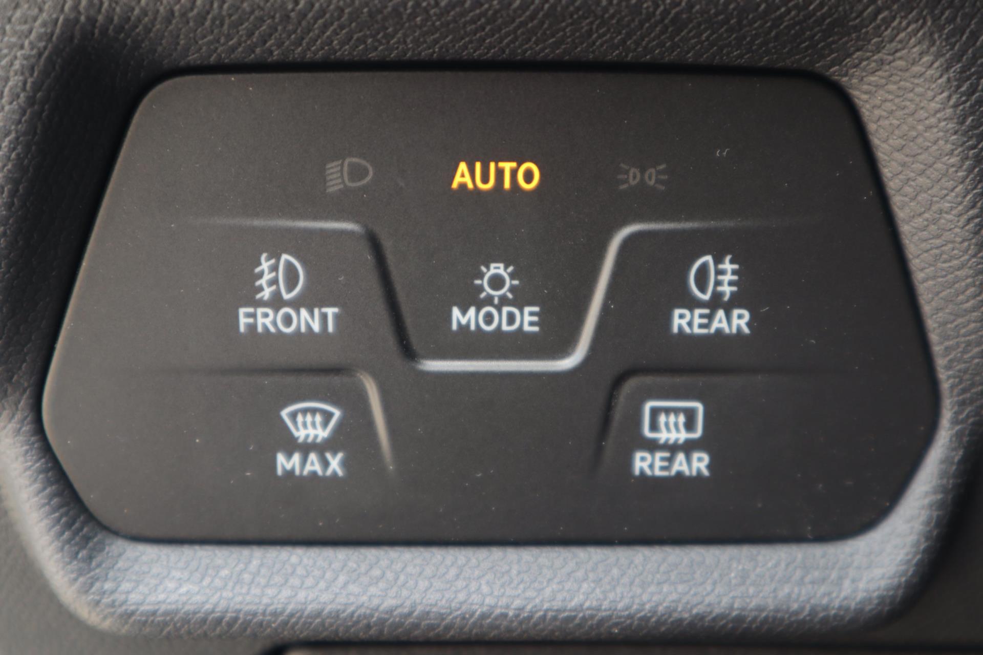 Seat Leon Sportstourer 1.4 TSI eHybrid PHEV FR Business Intense (2021), foto 16