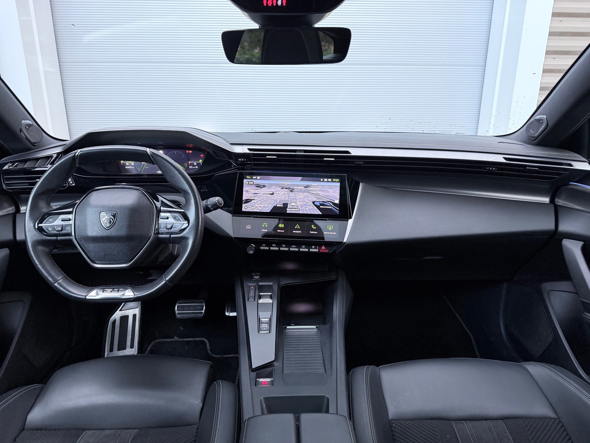Peugeot 308 SW 1.2 PureTech GT Pack Business Massage (2022), foto 10